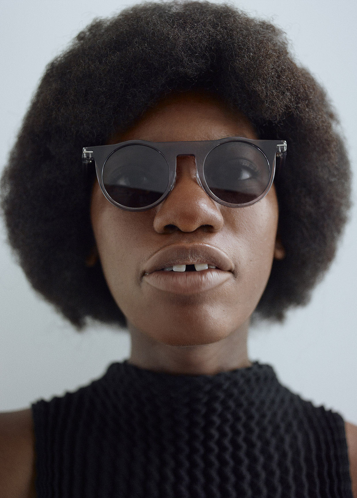 ISSEY MIYAKE EYES サングラス ISSEY MIYAKE EYES LOOK 06 – ISSEY MIYAKE ONLINE STORE