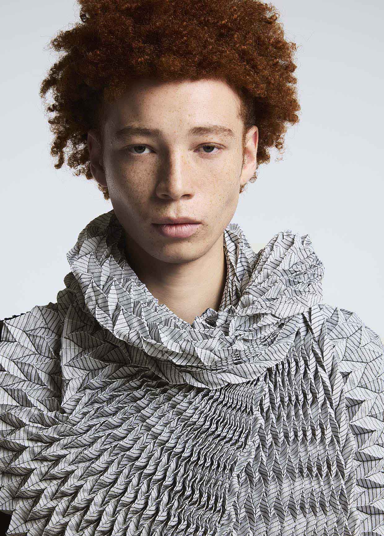 A-POC ABLE ISSEY MIYAKE LOOK 44 – ISSEY MIYAKE ONLINE STORE