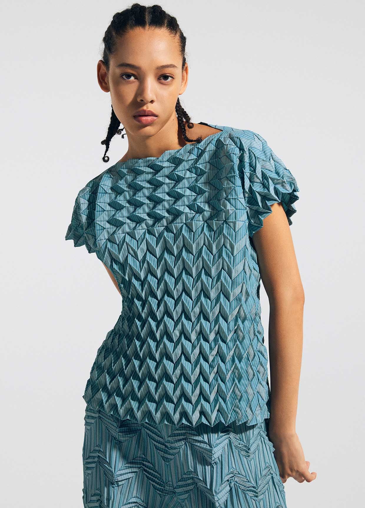 A-POC ABLE ISSEY MIYAKE LOOK 62 – ISSEY MIYAKE ONLINE STORE