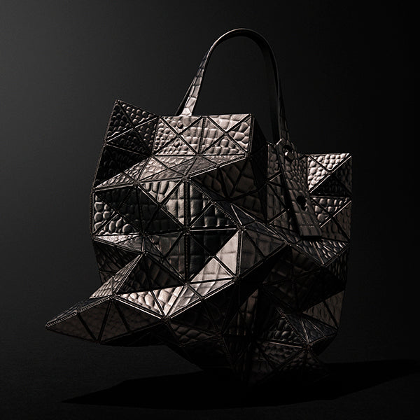Introducing Items “META KAIJU” – ISSEY MIYAKE ONLINE STORE