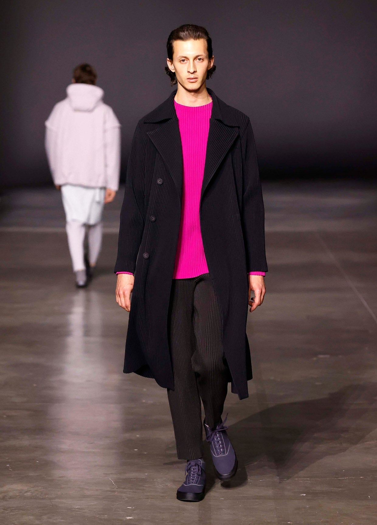 HOMME PLISSÉ ISSEY MIYAKE AUTUMN WINTER 2023/24 COLLECTIONS 18 – ISSEY  MIYAKE ONLINE STORE