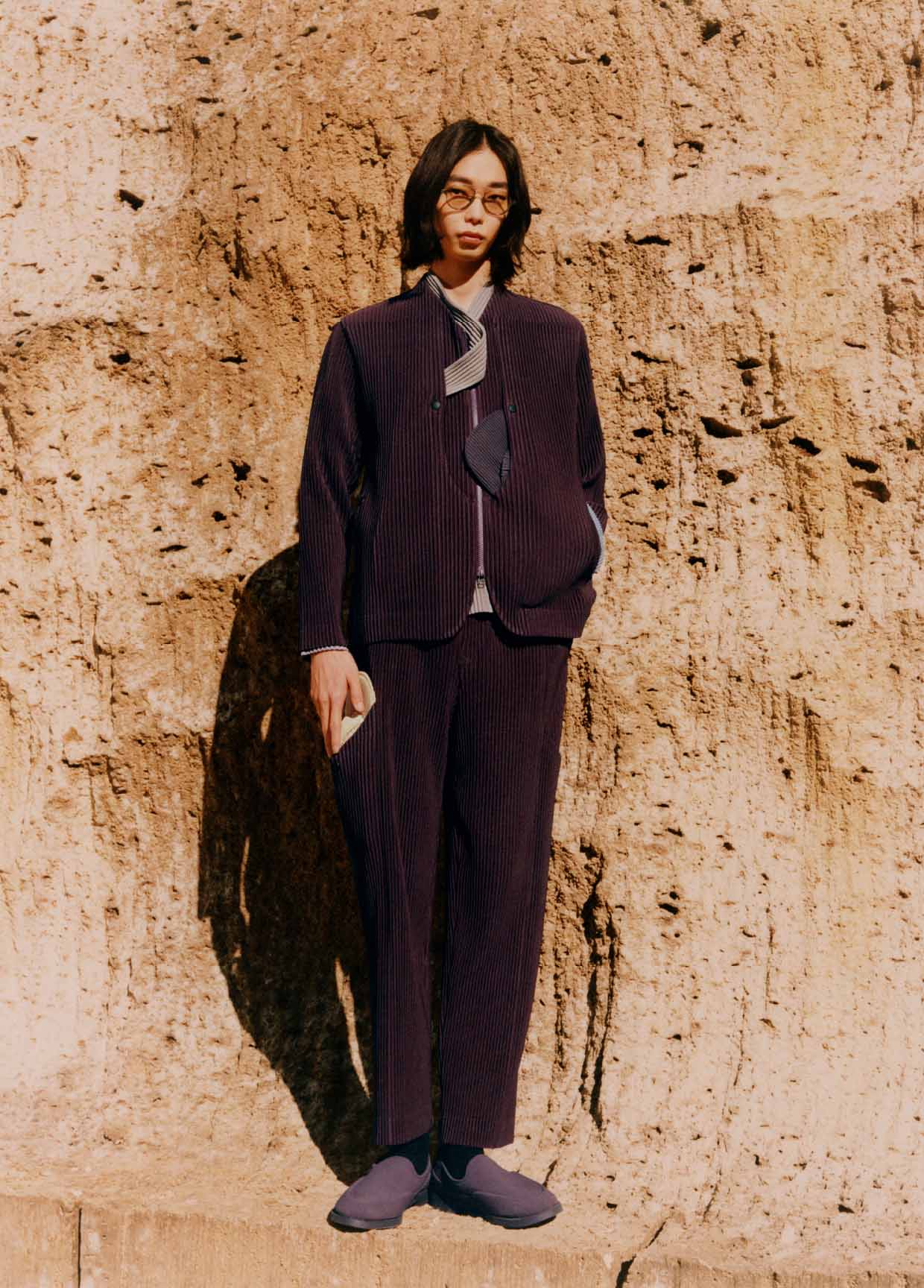 HOMMEPLISSE ISSEY MIYAKE WOOL LIKEコート緑系3 HOMME PLISSÉ ISSEY MIYAKE AUTUMN WINTER 2025/26 COLLECTION