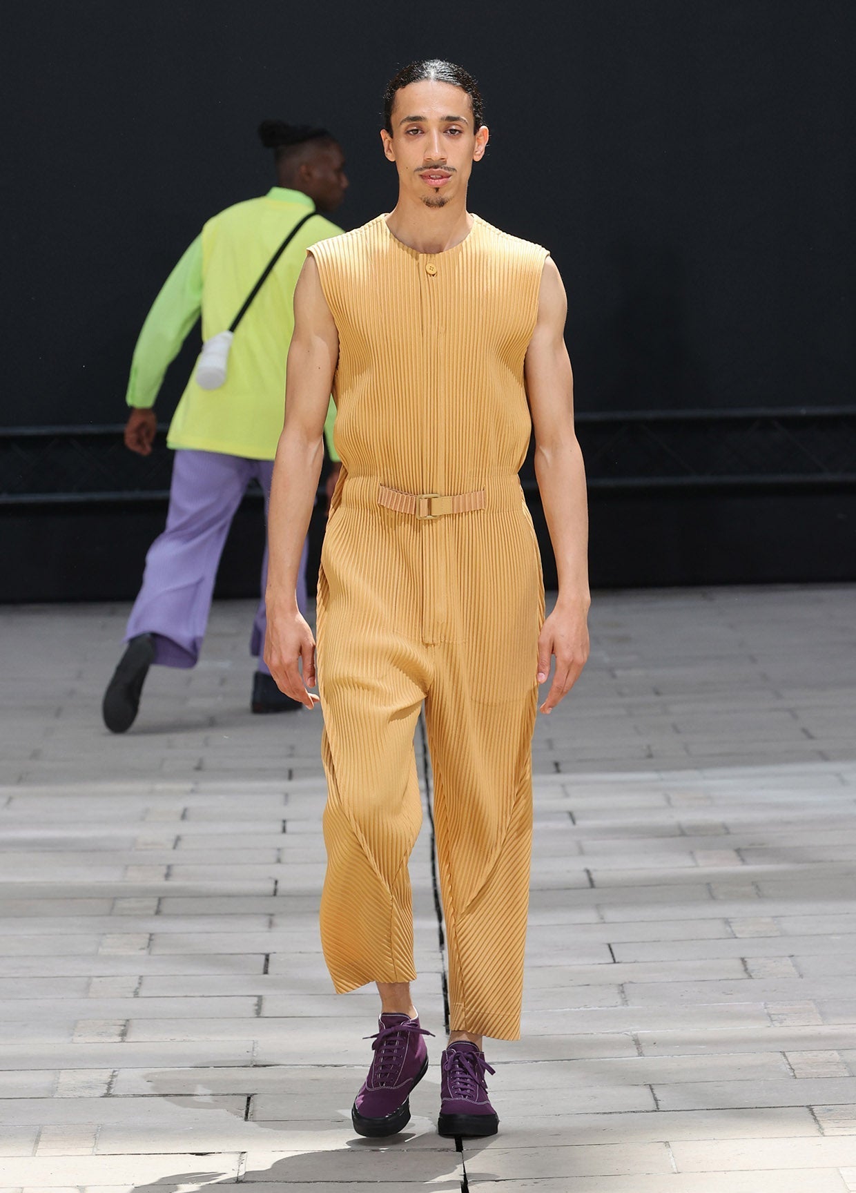 homme plissé issey miyake 23ss monthly HOMME PLISSÉ ISSEY MIYAKE Black Monthly Color February