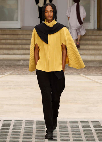 HOMME PLISSÉ ISSEY MIYAKE SPRING SUMMER 2025 COLLECTION 19 – ISSEY