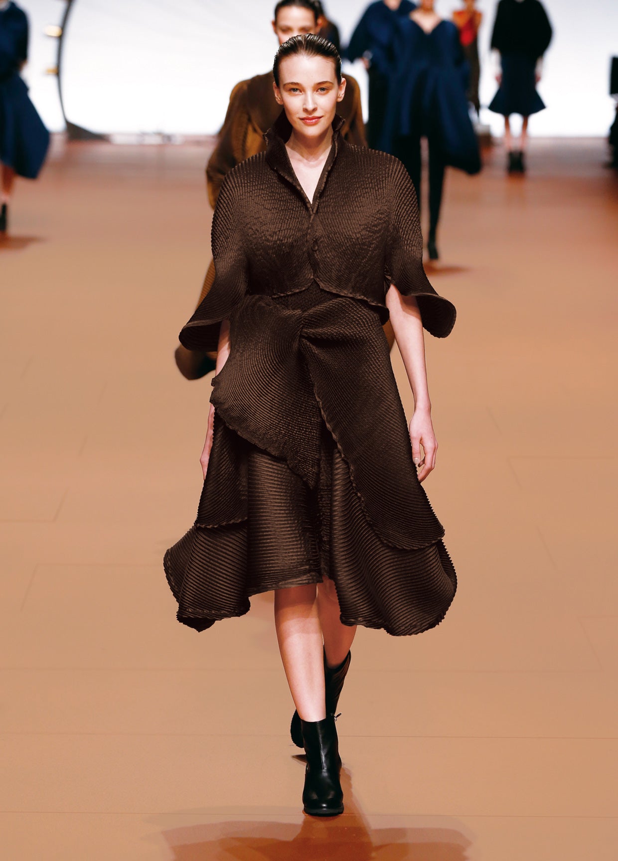 ISSEY MIYAKE AUTUMN WINTER 2014 COLLECTIONS 41 – ISSEY MIYAKE