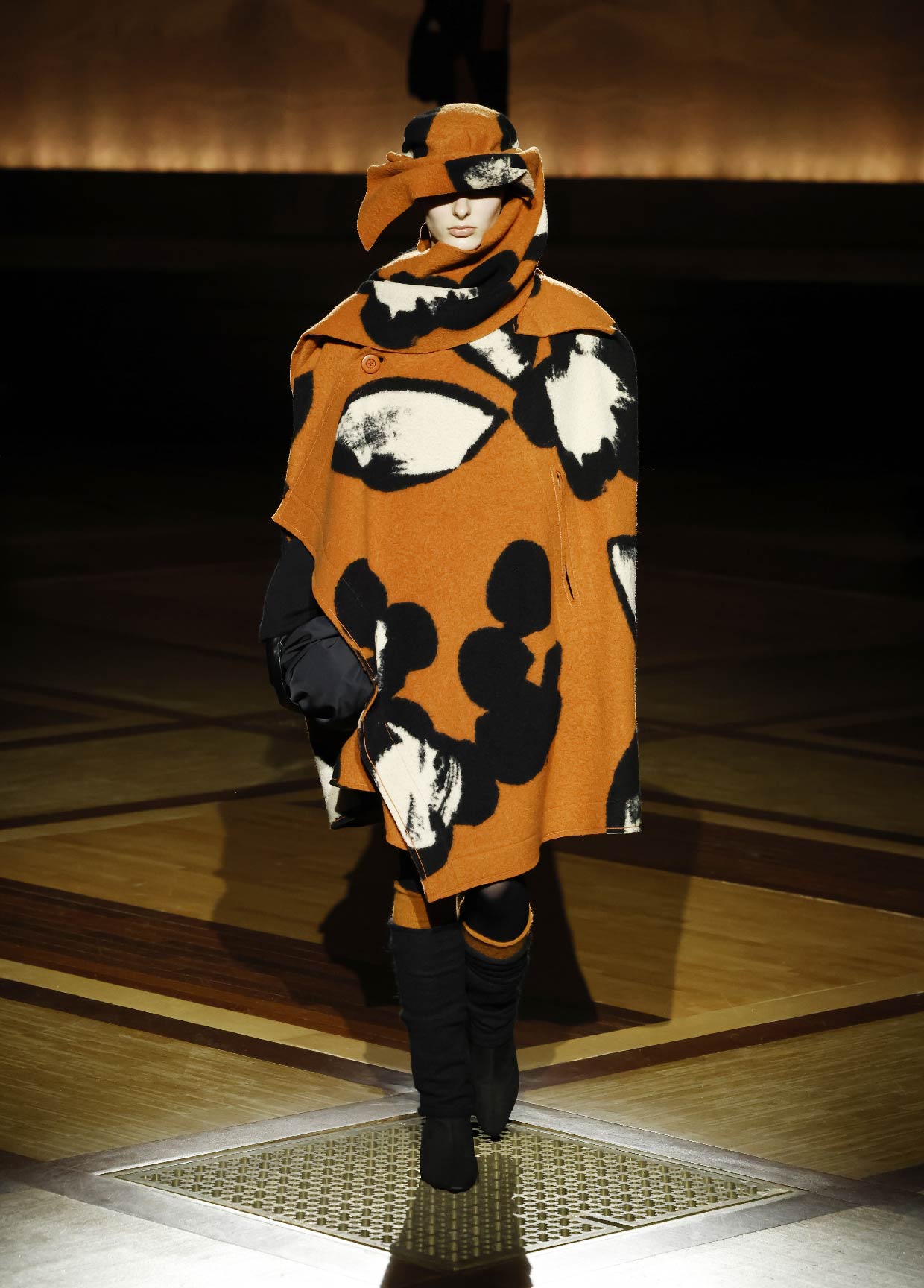 ISSEY MIYAKE AUTUMN WINTER 2024/25 COLLECTIONS 34 – ISSEY MIYAKE