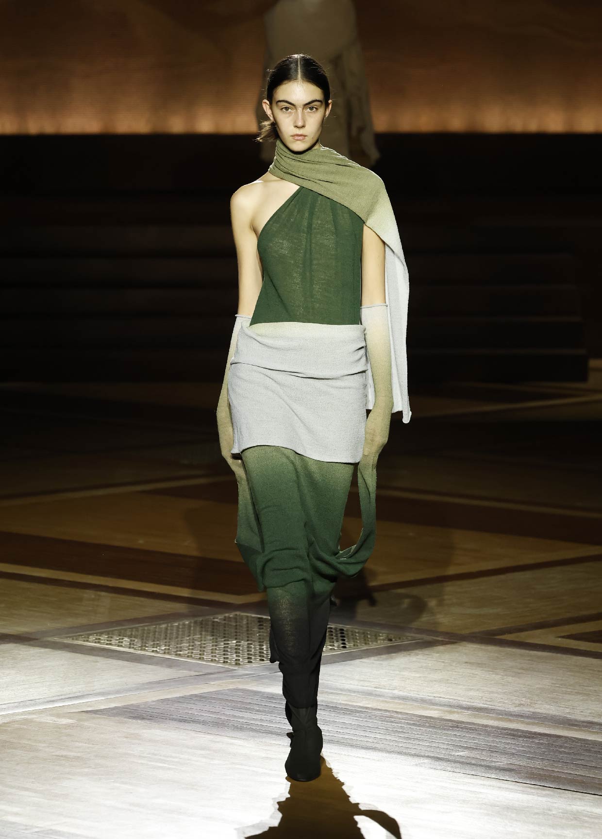 ISSEY MIYAKE AUTUMN WINTER 2024/25 COLLECTIONS 40 – ISSEY