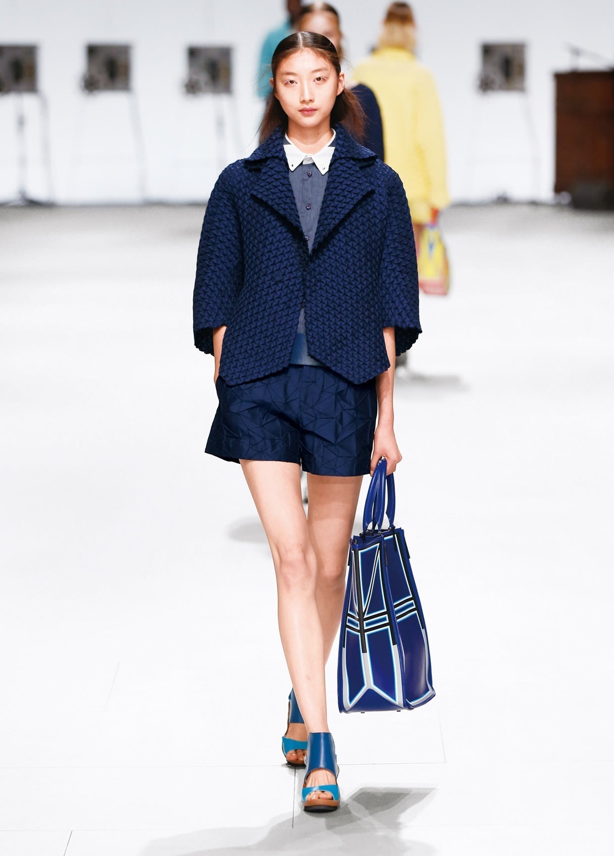 ISSEY MIYAKE SPRING SUMMER 2015 COLLECTIONS 24 – ISSEY MIYAKE