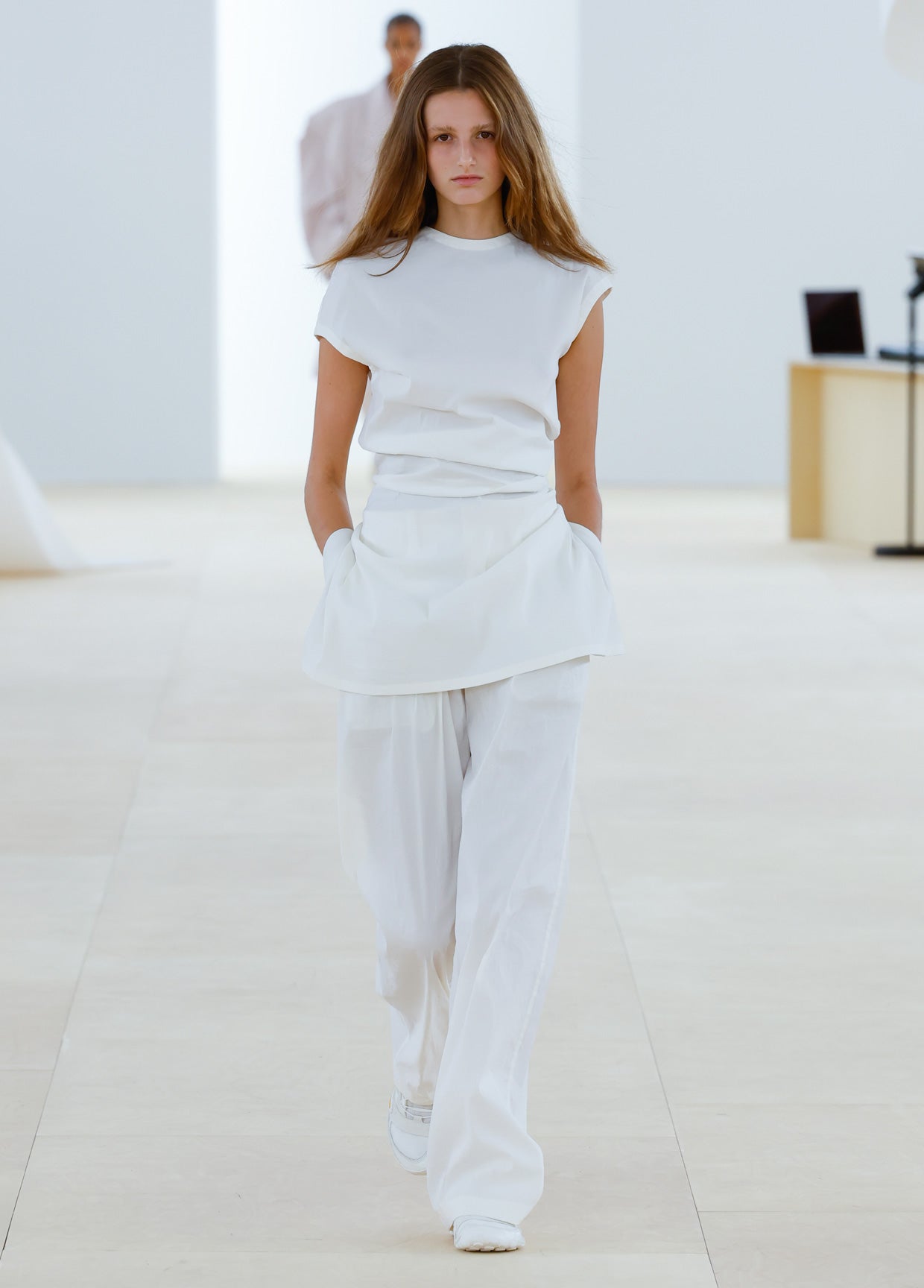 ISSEY MIYAKE SPRING SUMMER 2024 COLLECTIONS 21 – ISSEY