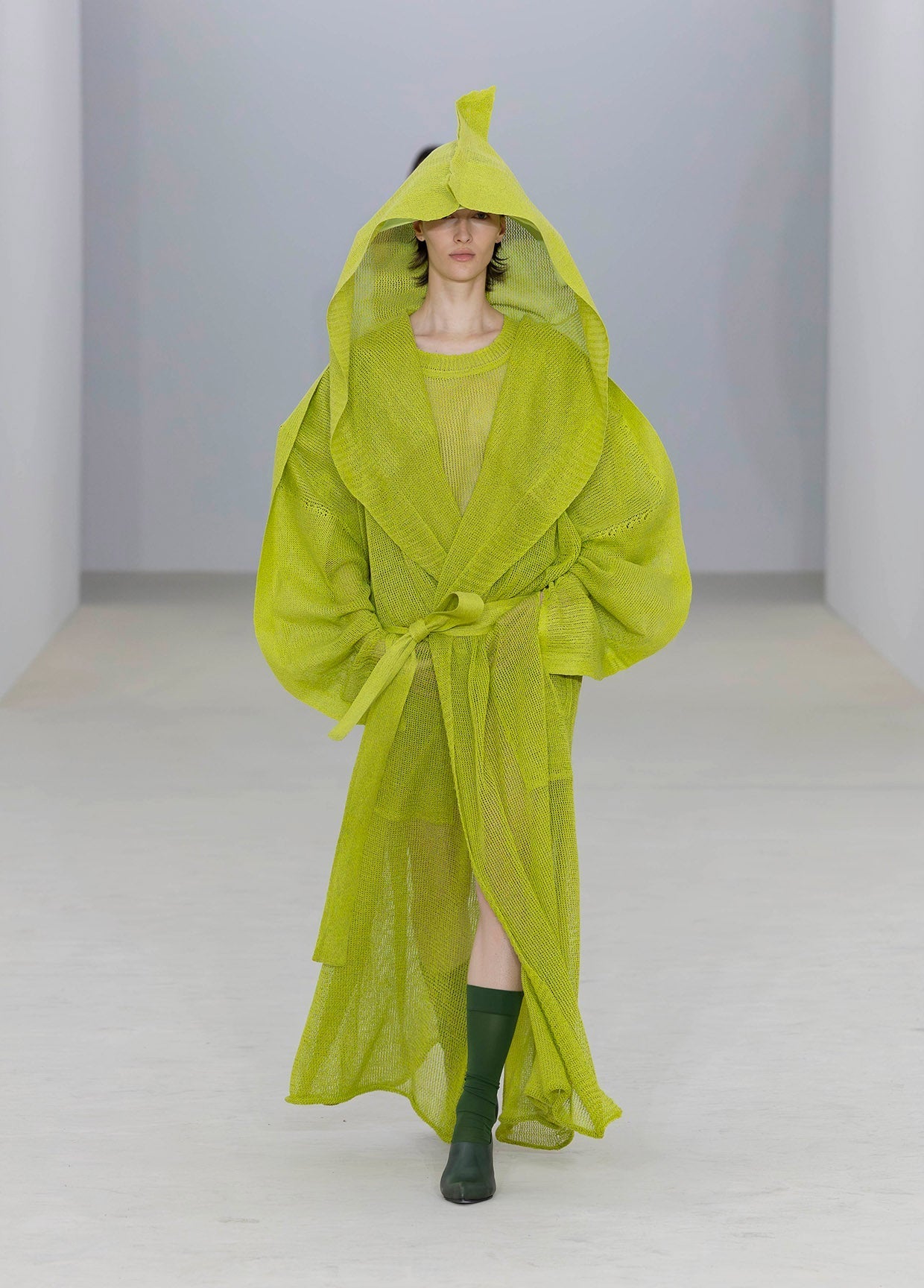 トップス archive 90s00s issey miyake liquid mesh ISSEY MIYAKE SPRING SUMMER 2026 COLLECTIONS 39 – ISSEY MIYAKE