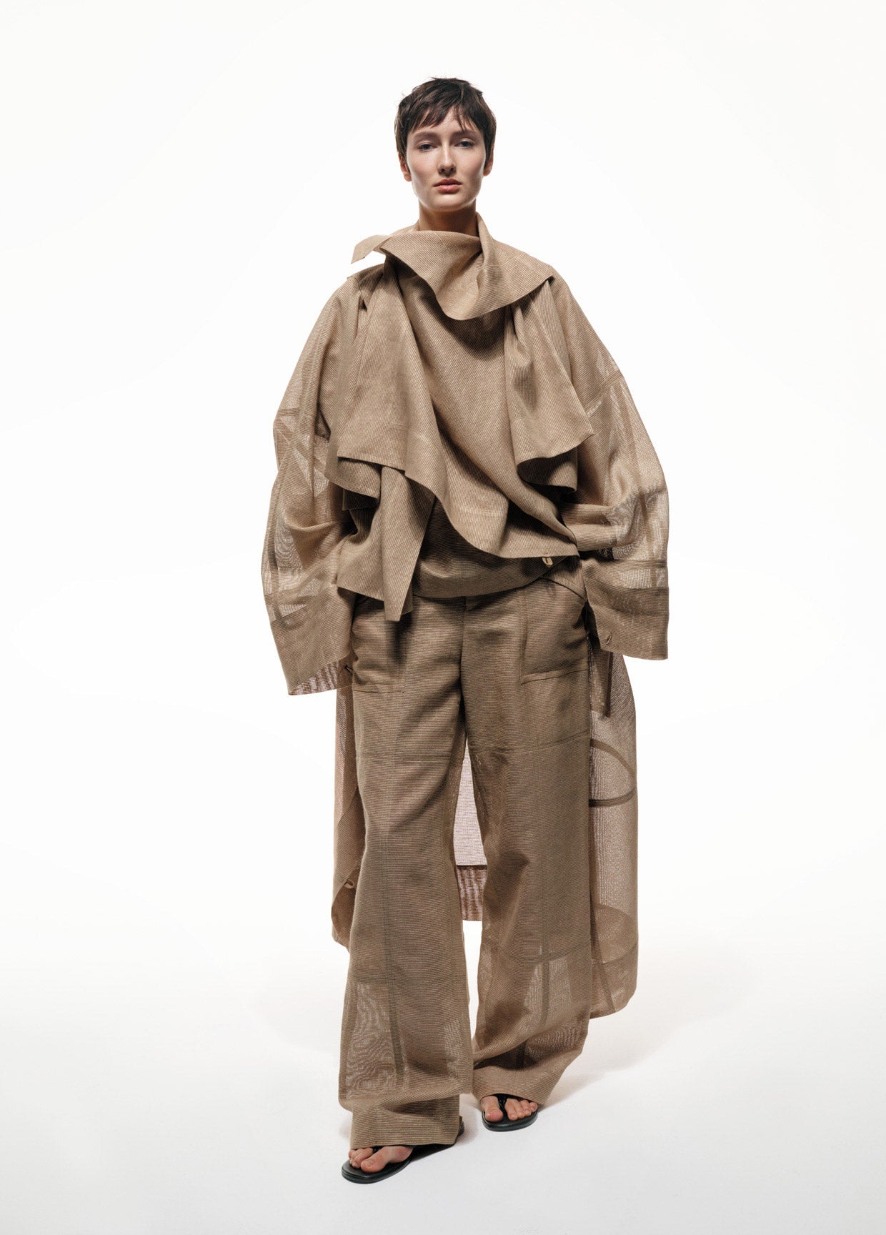 ISSEY MIYAKE LOOK 30 – ISSEY MIYAKE ONLINE STORE