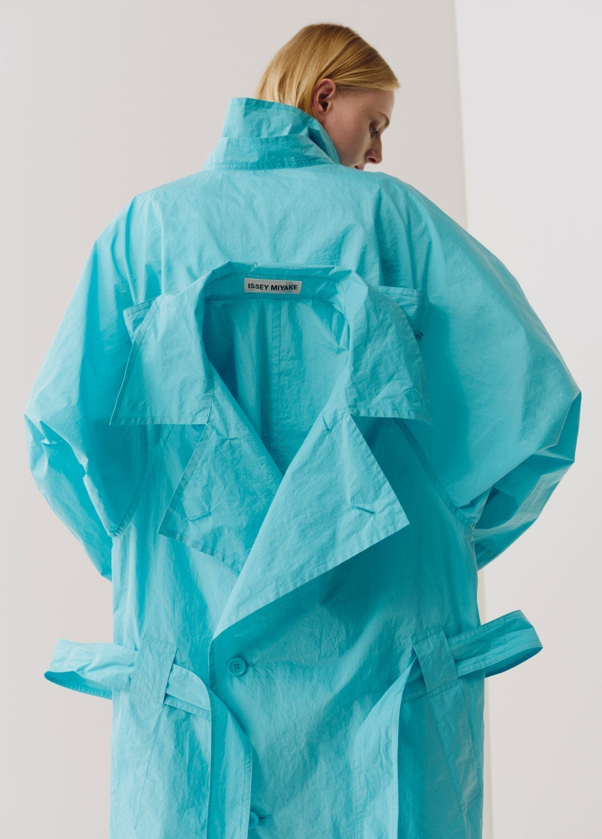 ISSEY MIYAKE LOOK 17 – ISSEY MIYAKE ONLINE STORE
