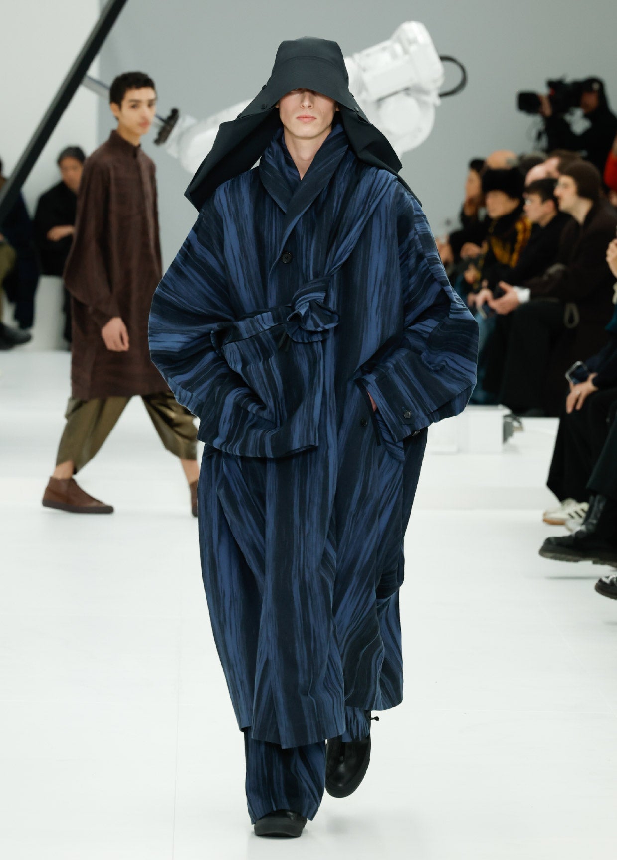 IM MEN AUTUMN WINTER 2025/26 COLLECTION 25 – ISSEY MIYAKE