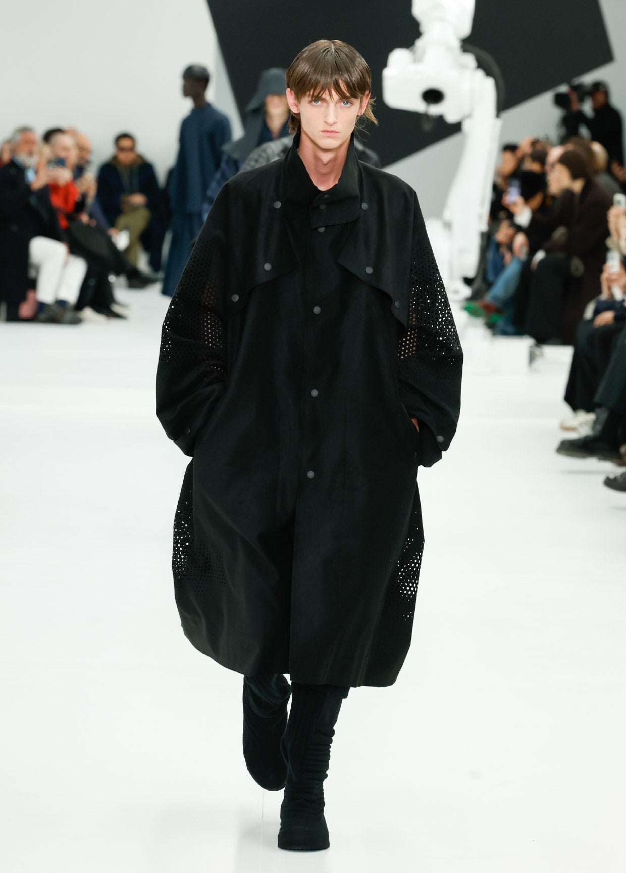 ISSEY MIYAKE IM MEN ブルゾン IM MEN AUTUMN WINTER 2025/26 COLLECTION 30 – ISSEY MIYAKE