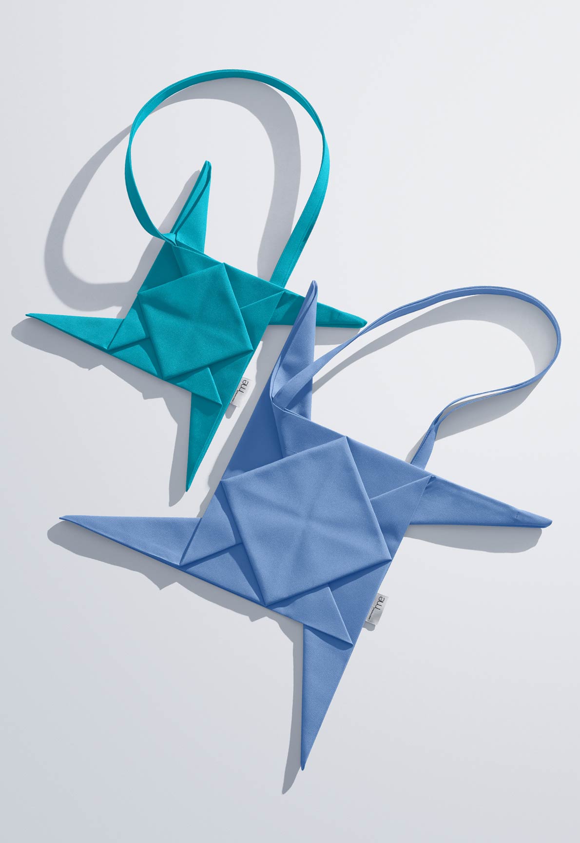 me ISSEY MIYAKE CATALOG AW26 31 – ISSEY MIYAKE ONLINE STORE