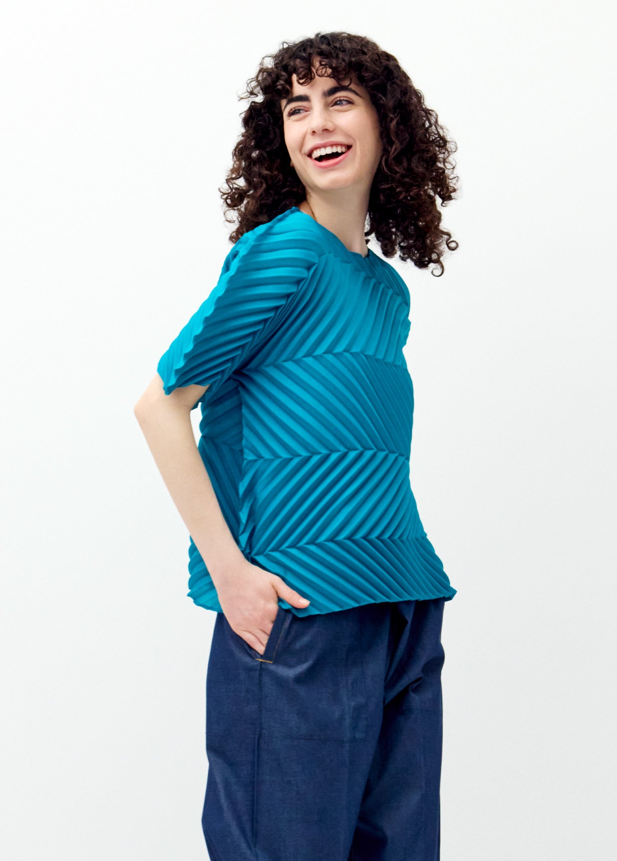 me ISSEY MIYAKE LOOK 27 – ISSEY MIYAKE ONLINE STORE me ISSEY MIYAKE LOOK 27 – ISSEY MIYAKE ONLINE STORE