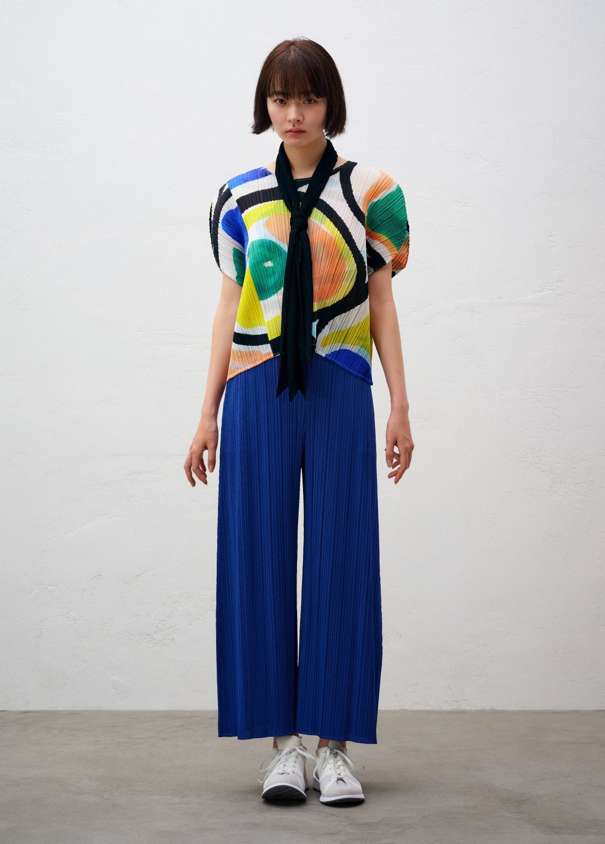 PLEATS PLEASE ISSEY MIYAKE LOOK 04 – ISSEY MIYAKE ONLINE STORE