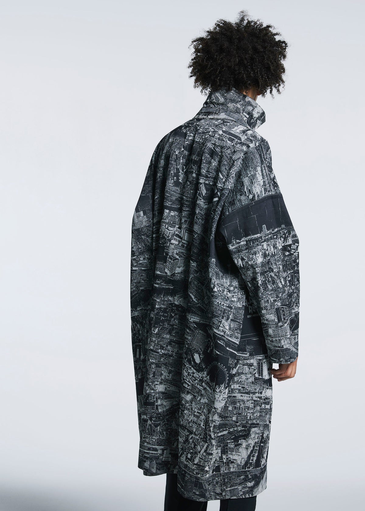 TYPE-VI COAT view 11 of 14