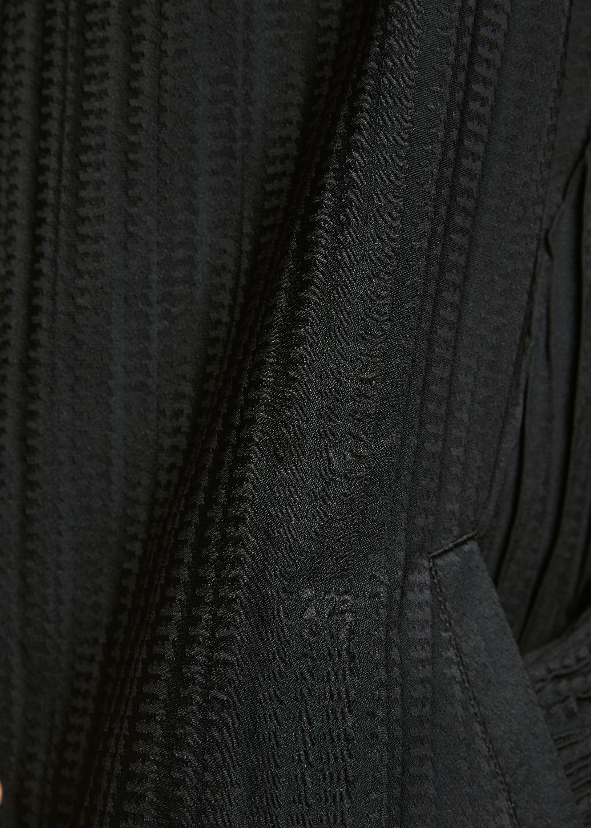 Zoomed view TYPE-S 001-2