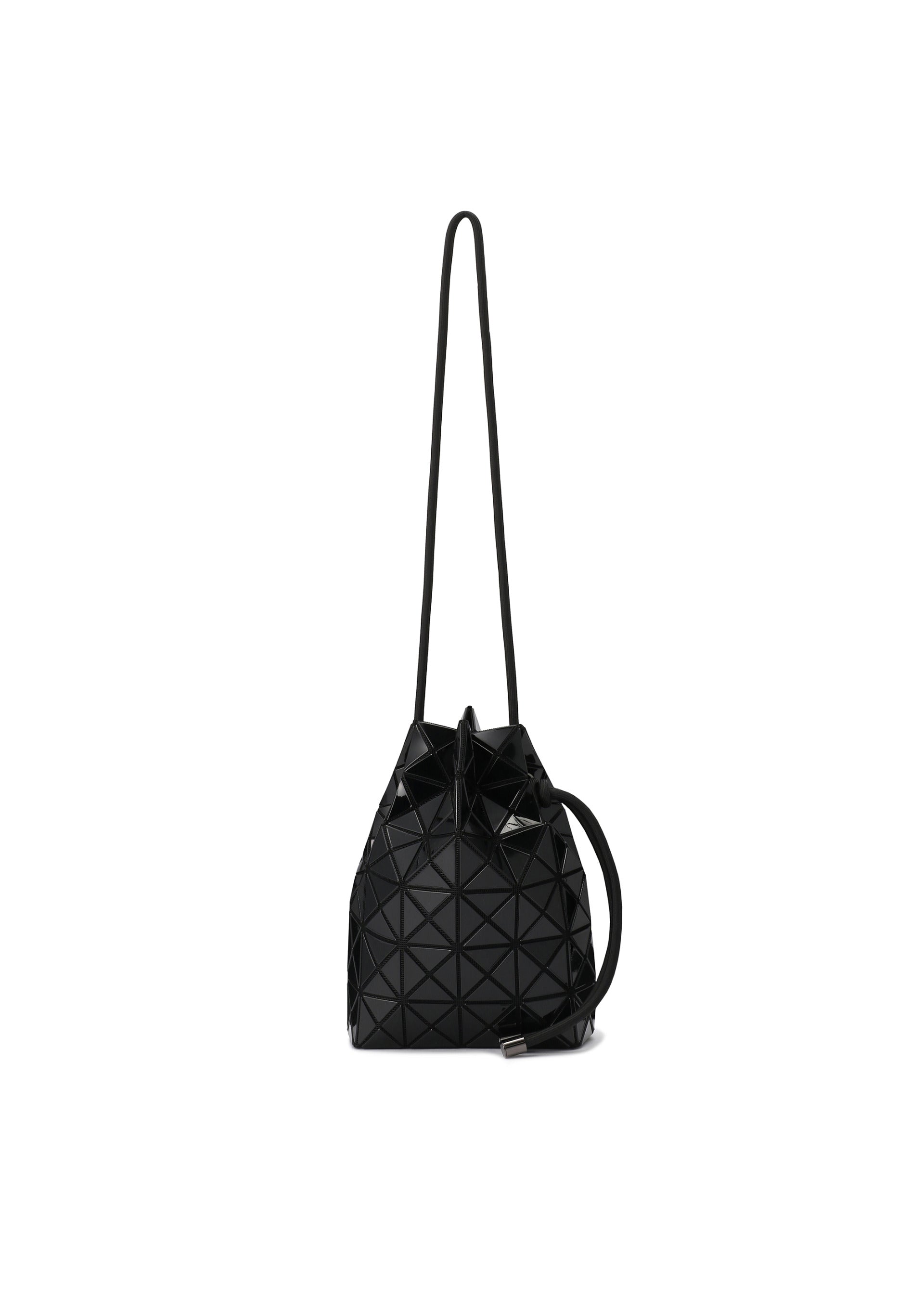 Zoomed view WRING - BLACK (no.15)