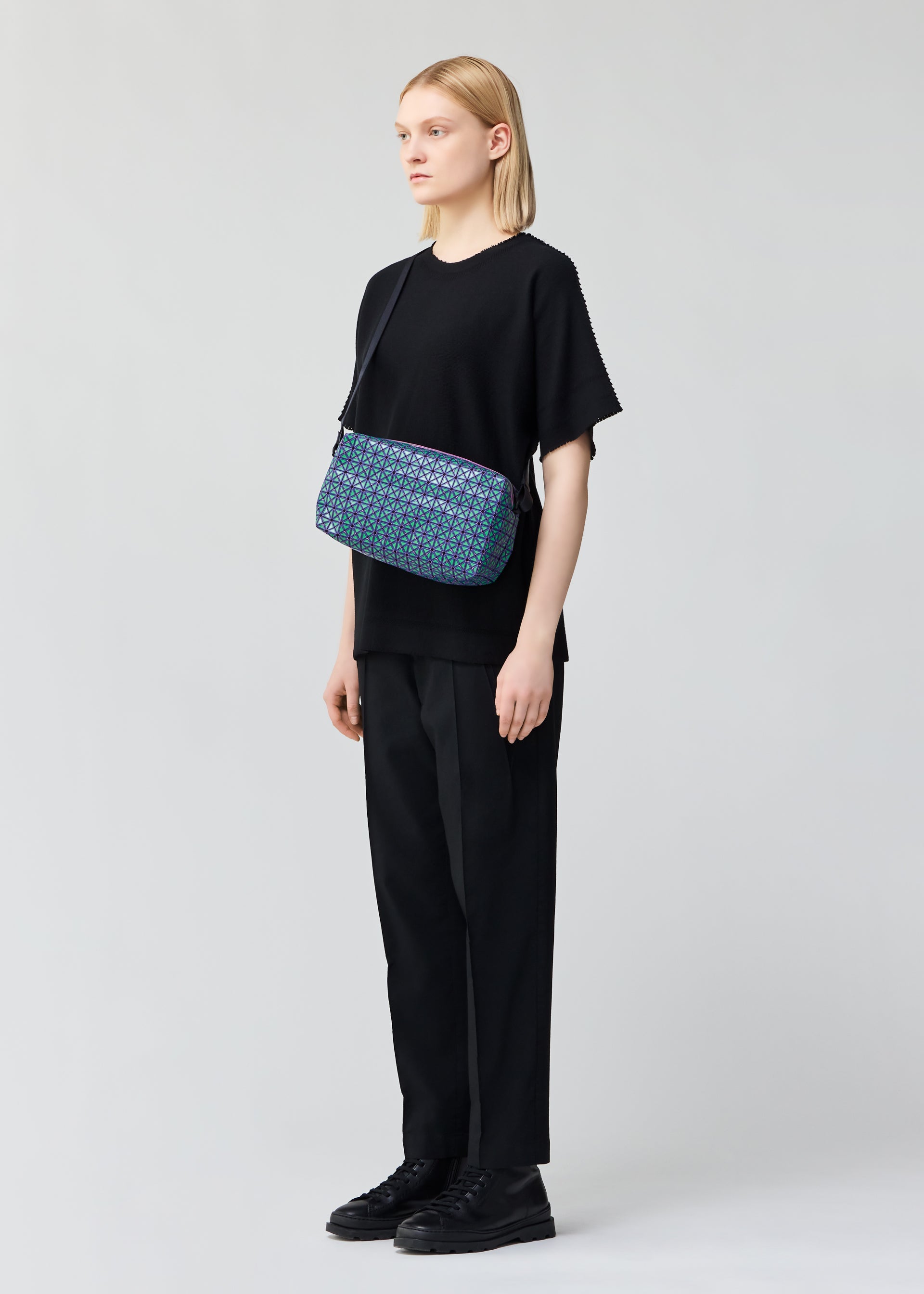 Zoomed view SADDLE BAG ROUGH