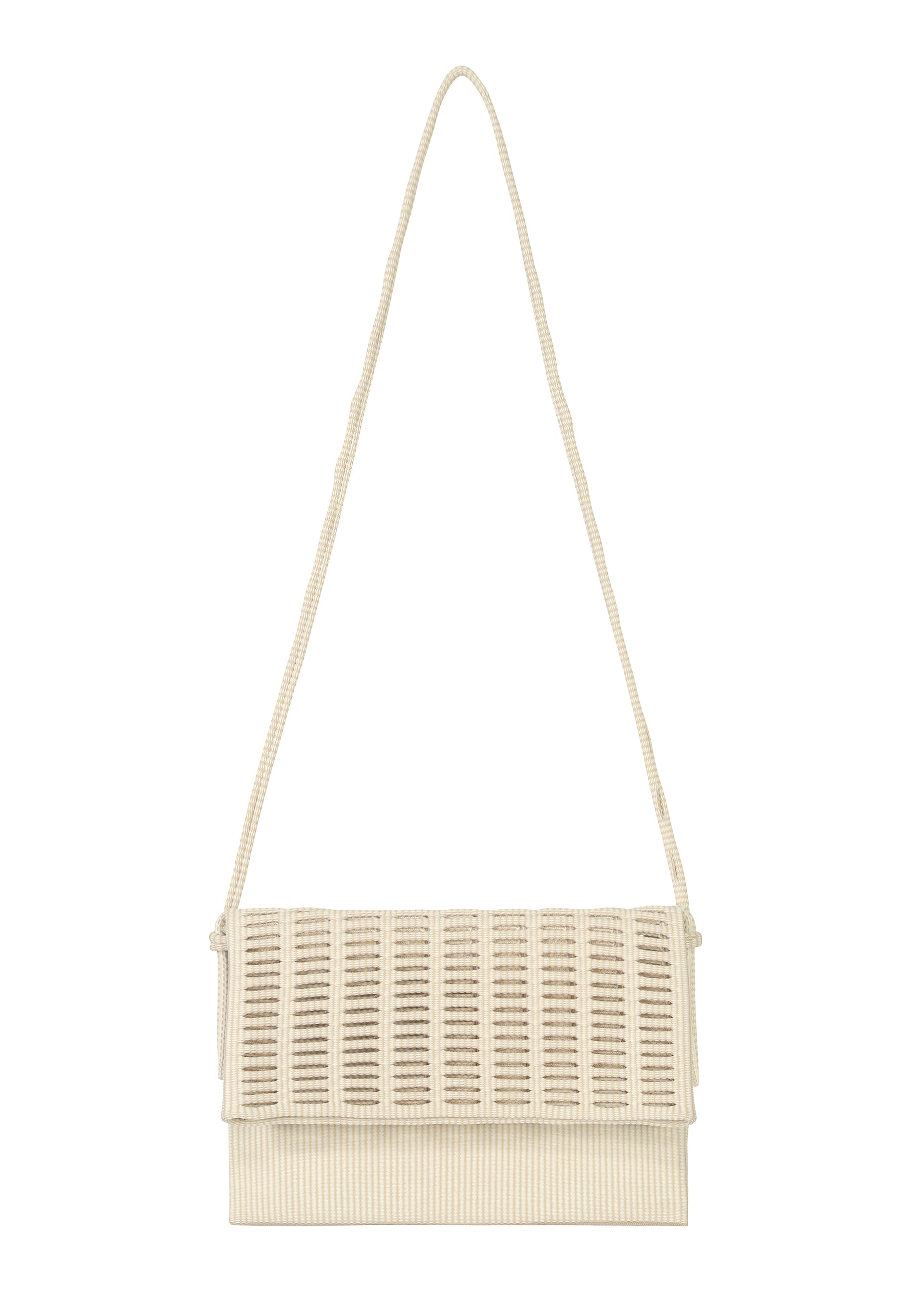 MOKKO WALE – ISSEY MIYAKE ONLINE STORE