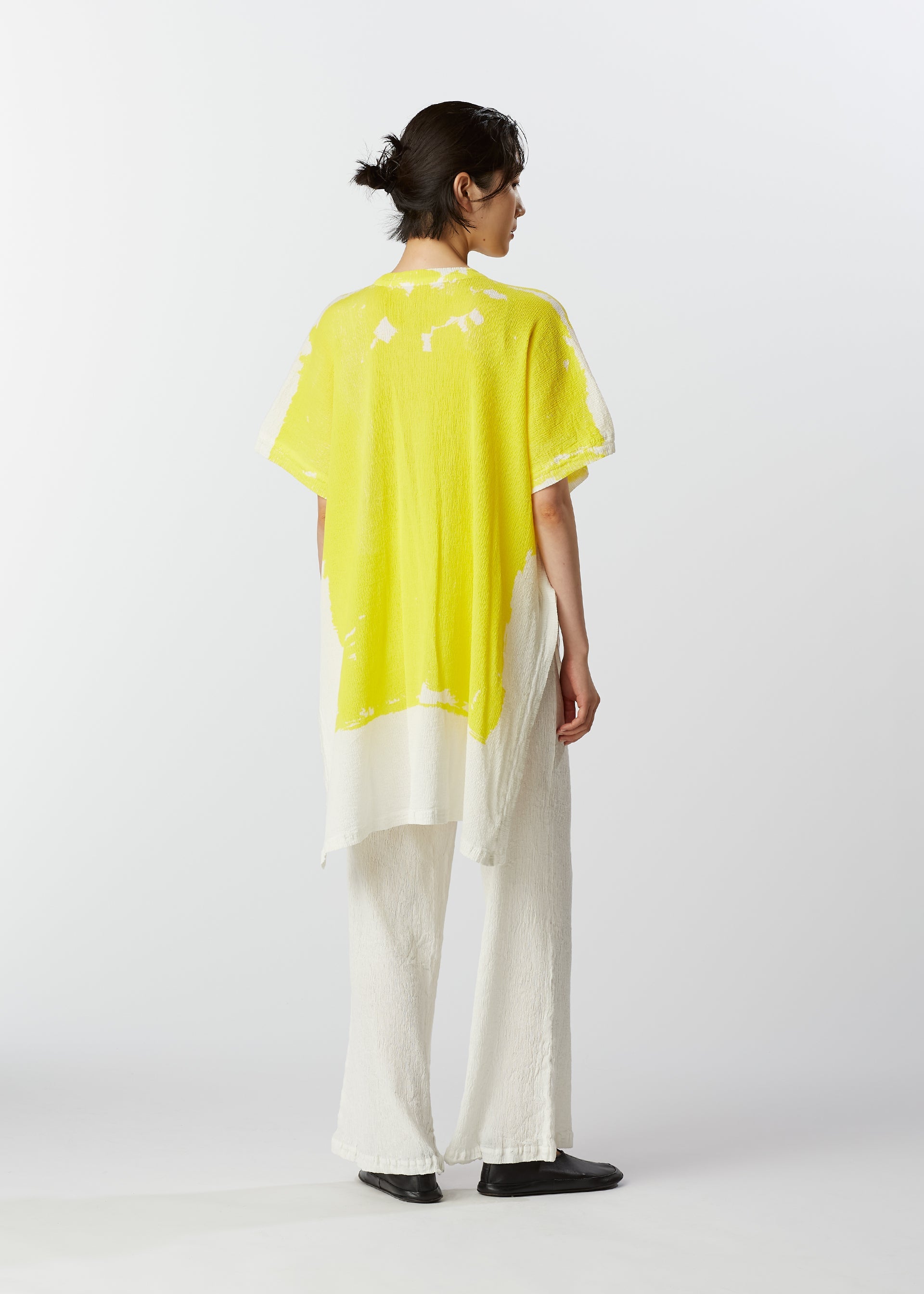 Zoomed view KYO CHIJIMI OVER PRINT