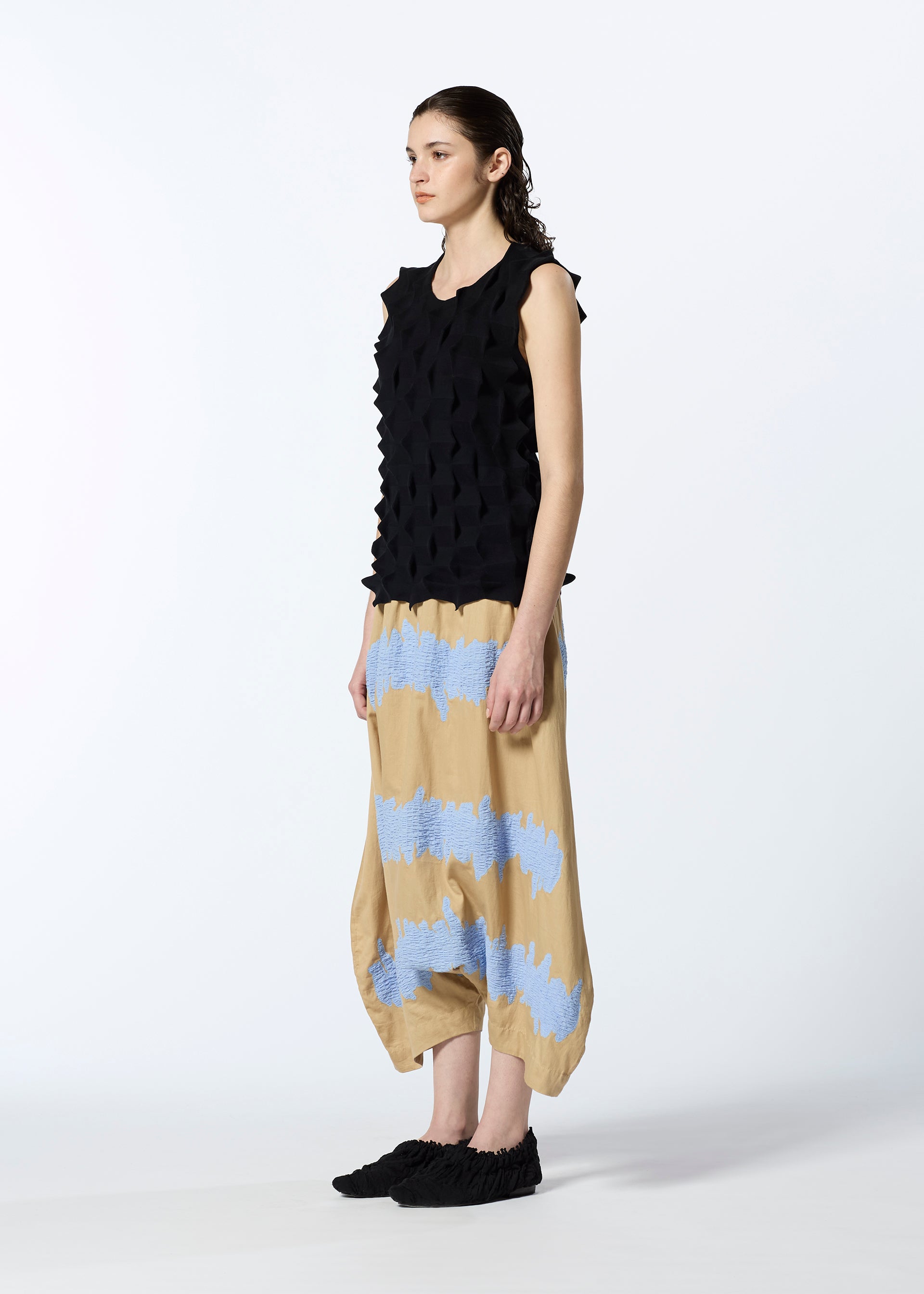 Zoomed view ZIG KNIT