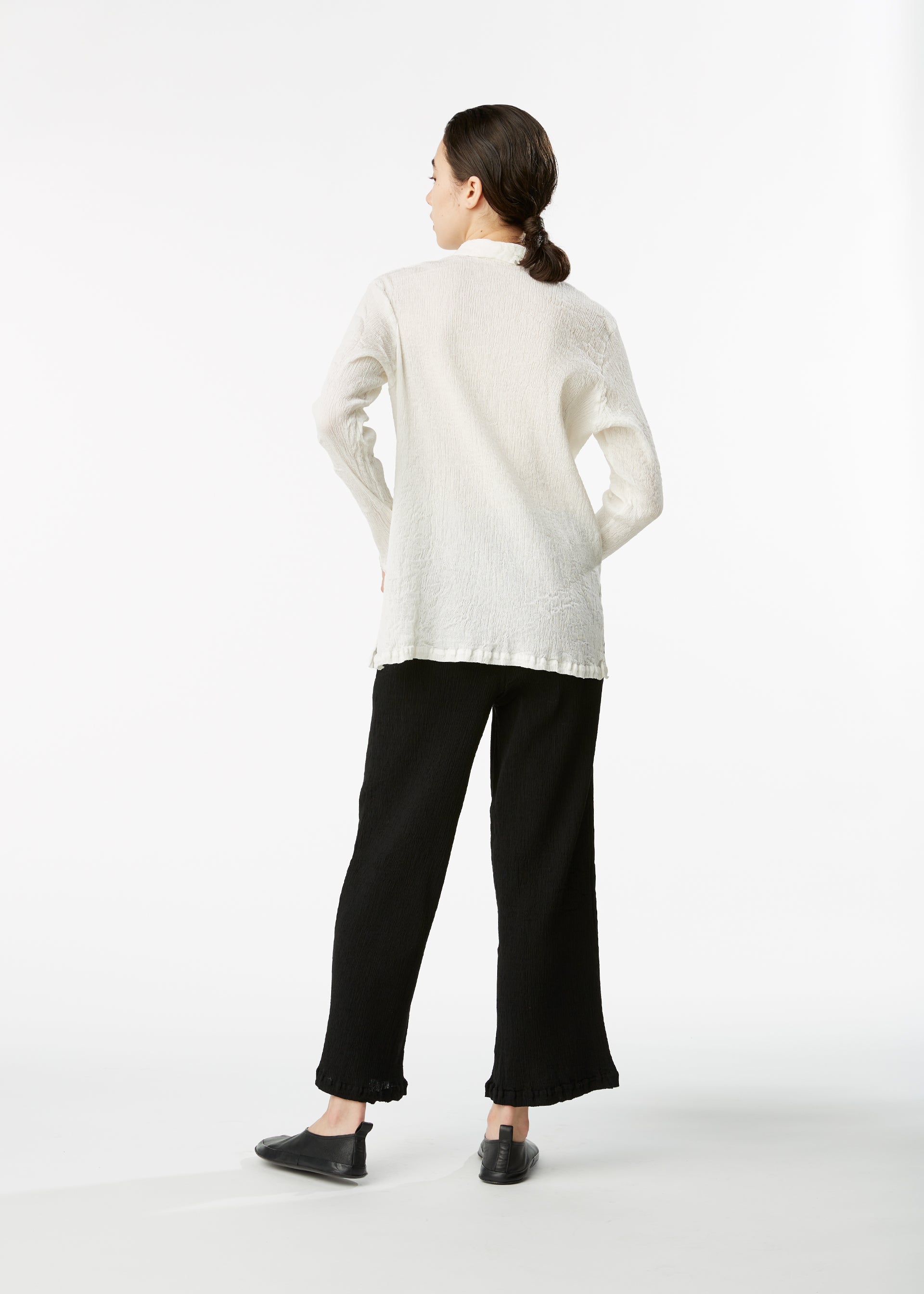 Zoomed view KYO CHIJIMI BASIC SHIRT