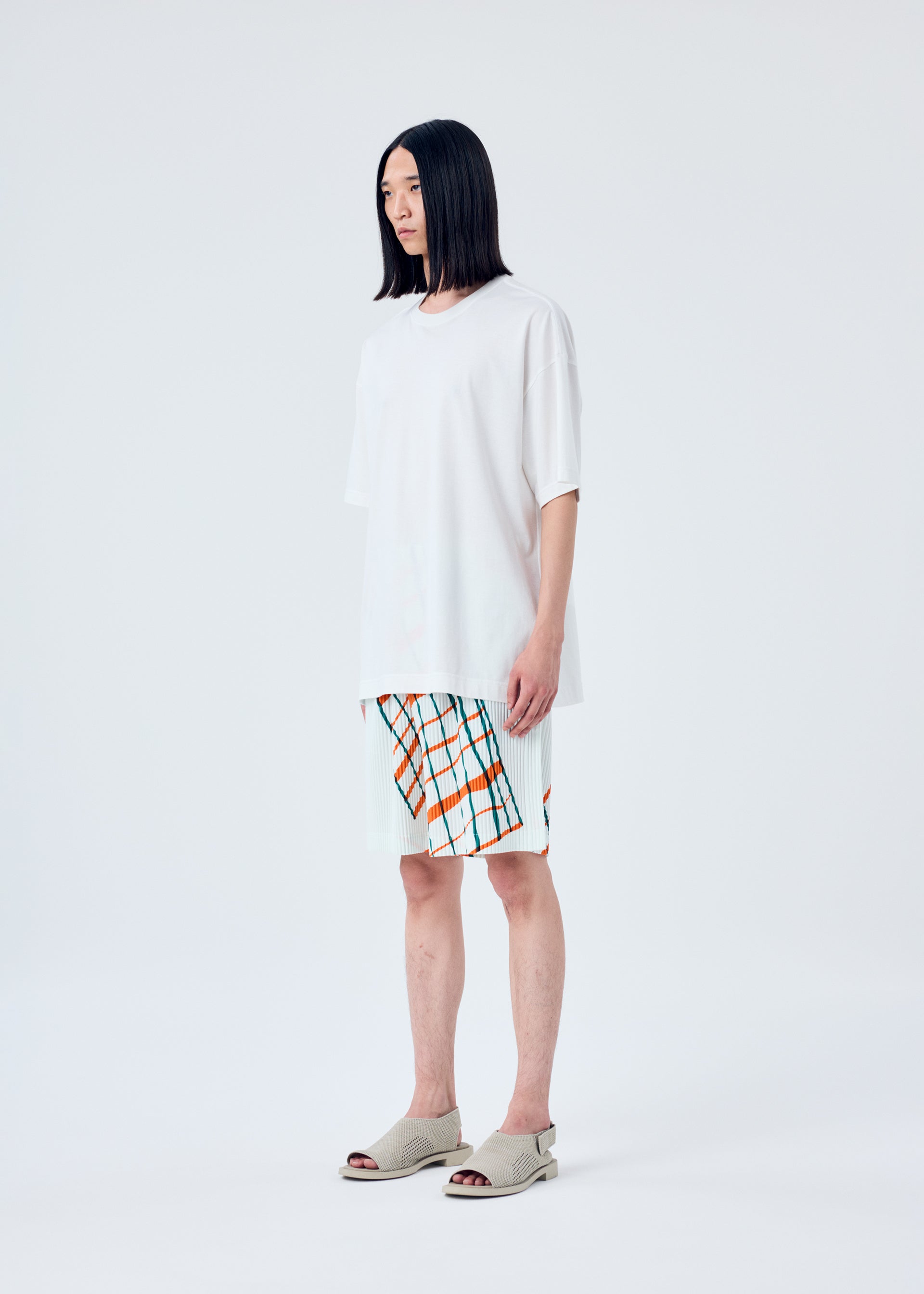 Zoomed view WINDSWEPT PLAID T-SHIRT
