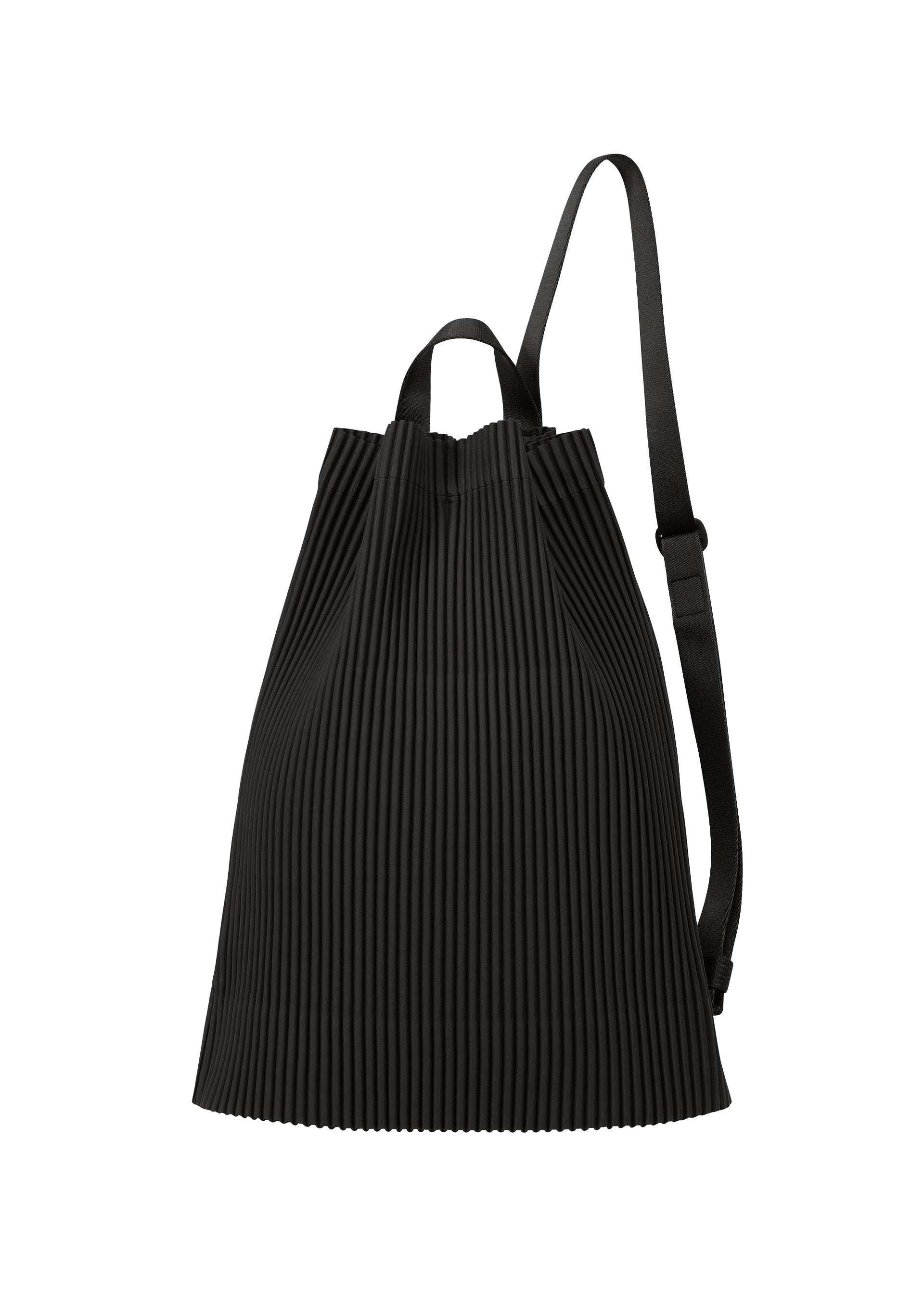 DRAWSTRING PLEATS BAG – ISSEY MIYAKE ONLINE STORE display picture 2