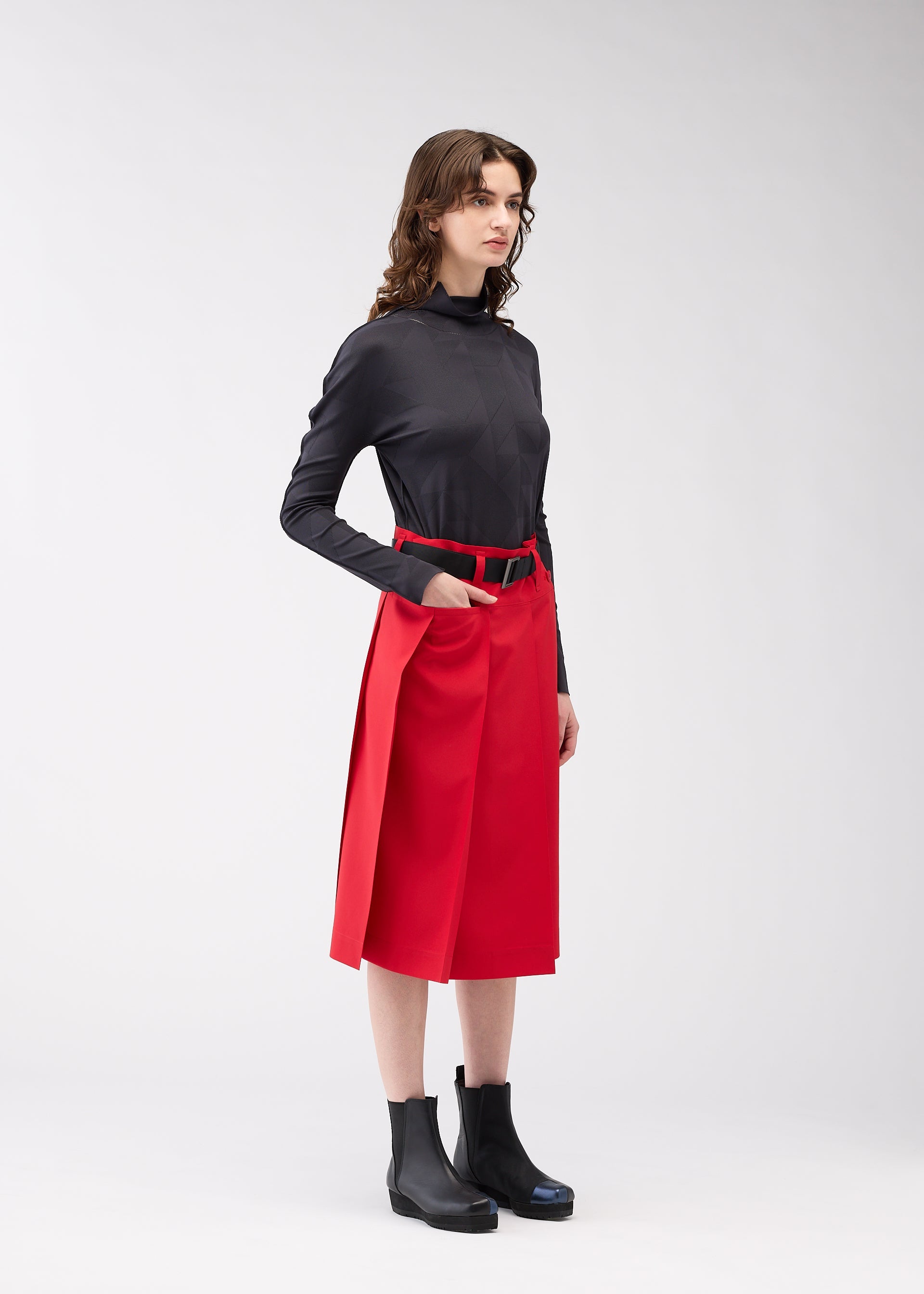 Zoomed view FLAT SIDE FOLD