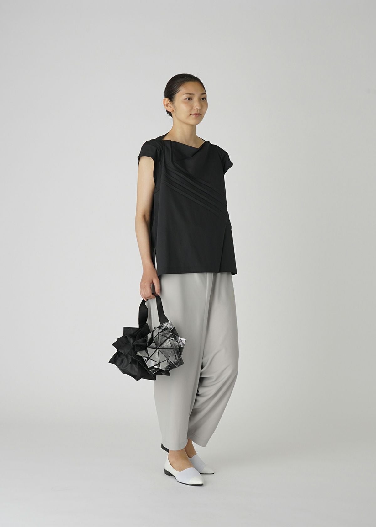 132 5. STANDARD BAG view 6 of 6