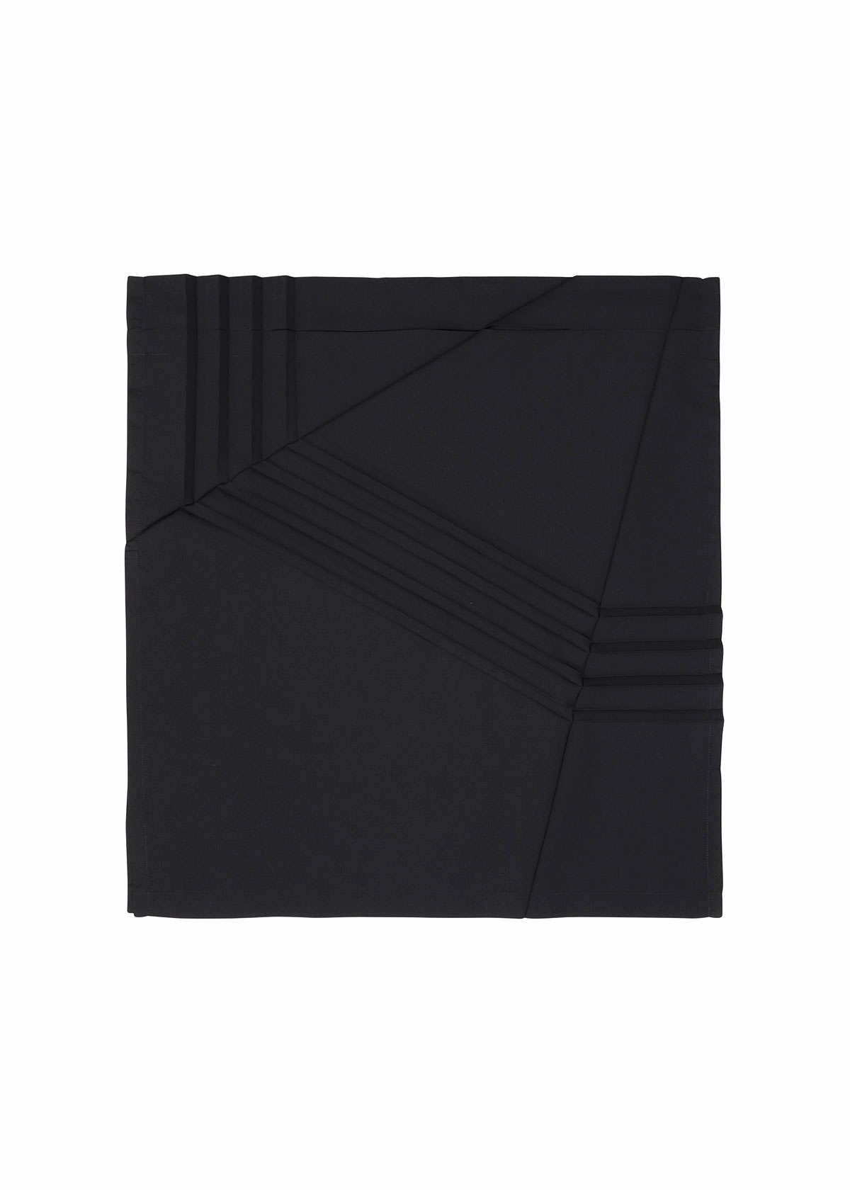 PLEATS T BASIC view 7 of 9