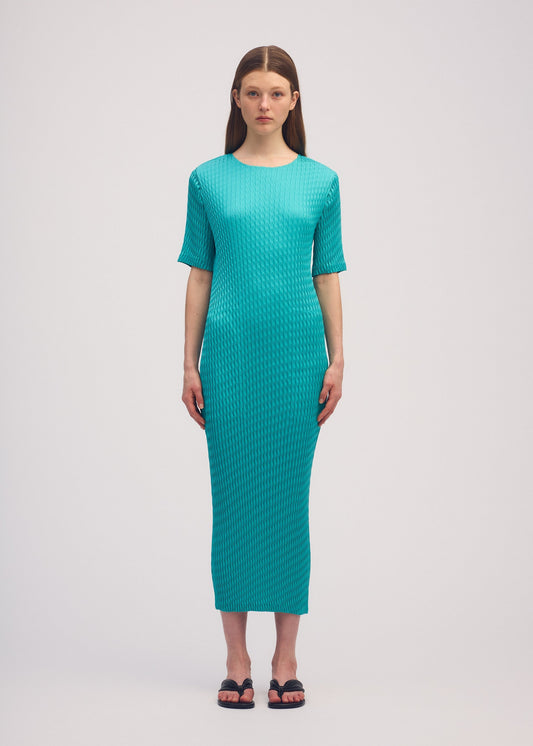 SLEEK PLEATS view 2