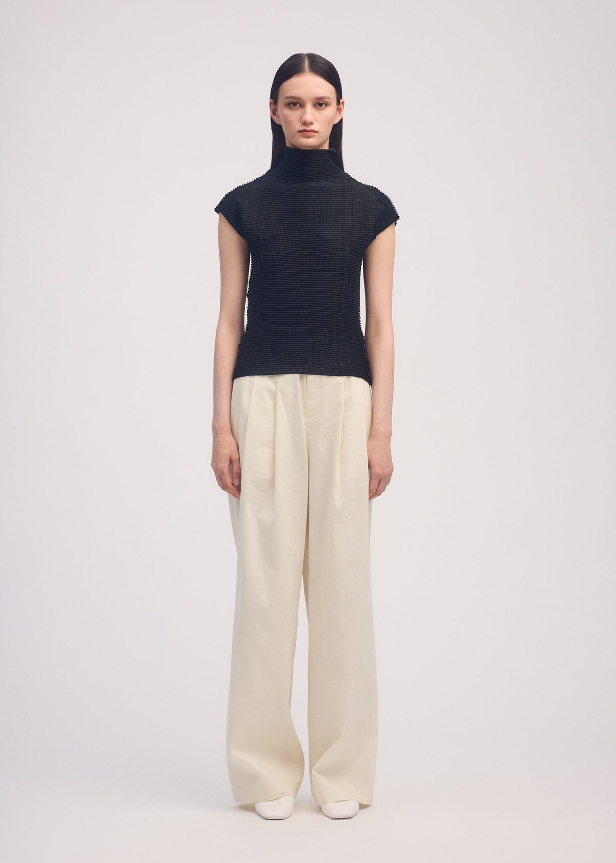 WOOLY PLEATS BK/WT-56 view 4 of 5