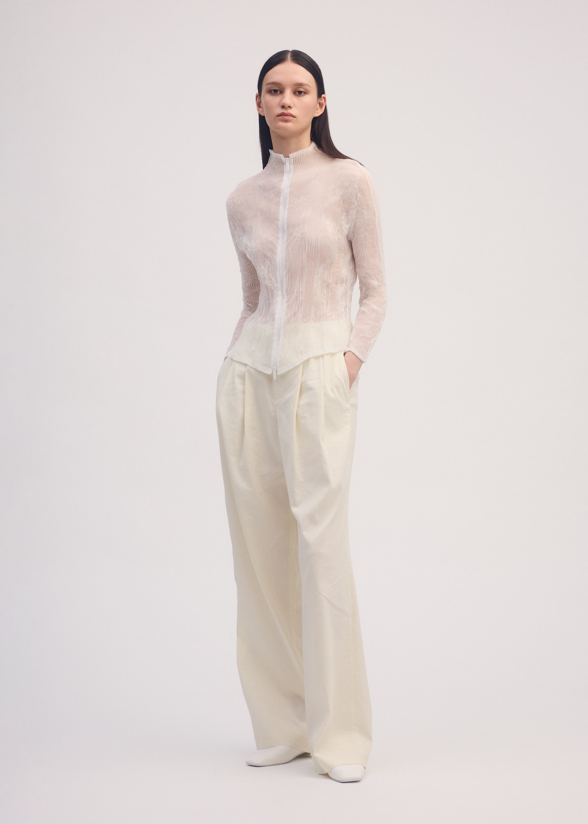 CHIFFON TWIST BK/WT-38