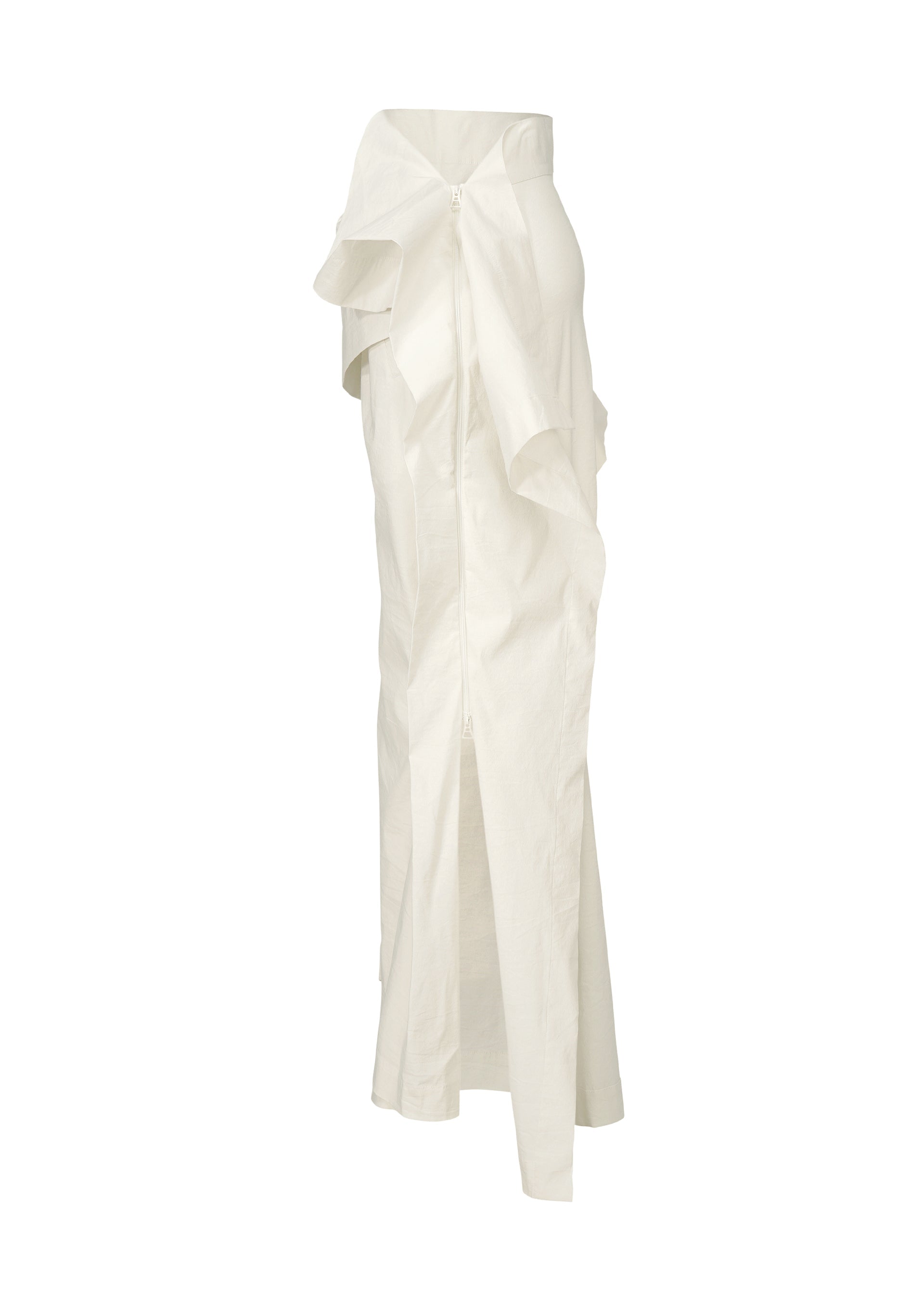 COLLAPSING SCULPTURE