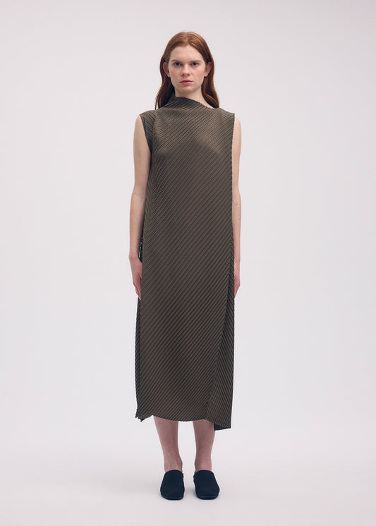 SOFT FOLD PLEATS view 2
