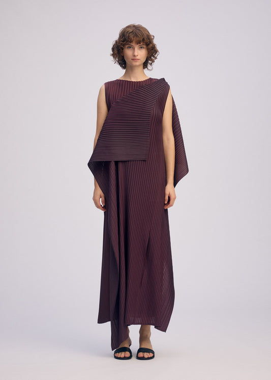 PLEATED ON PLEATS view 2