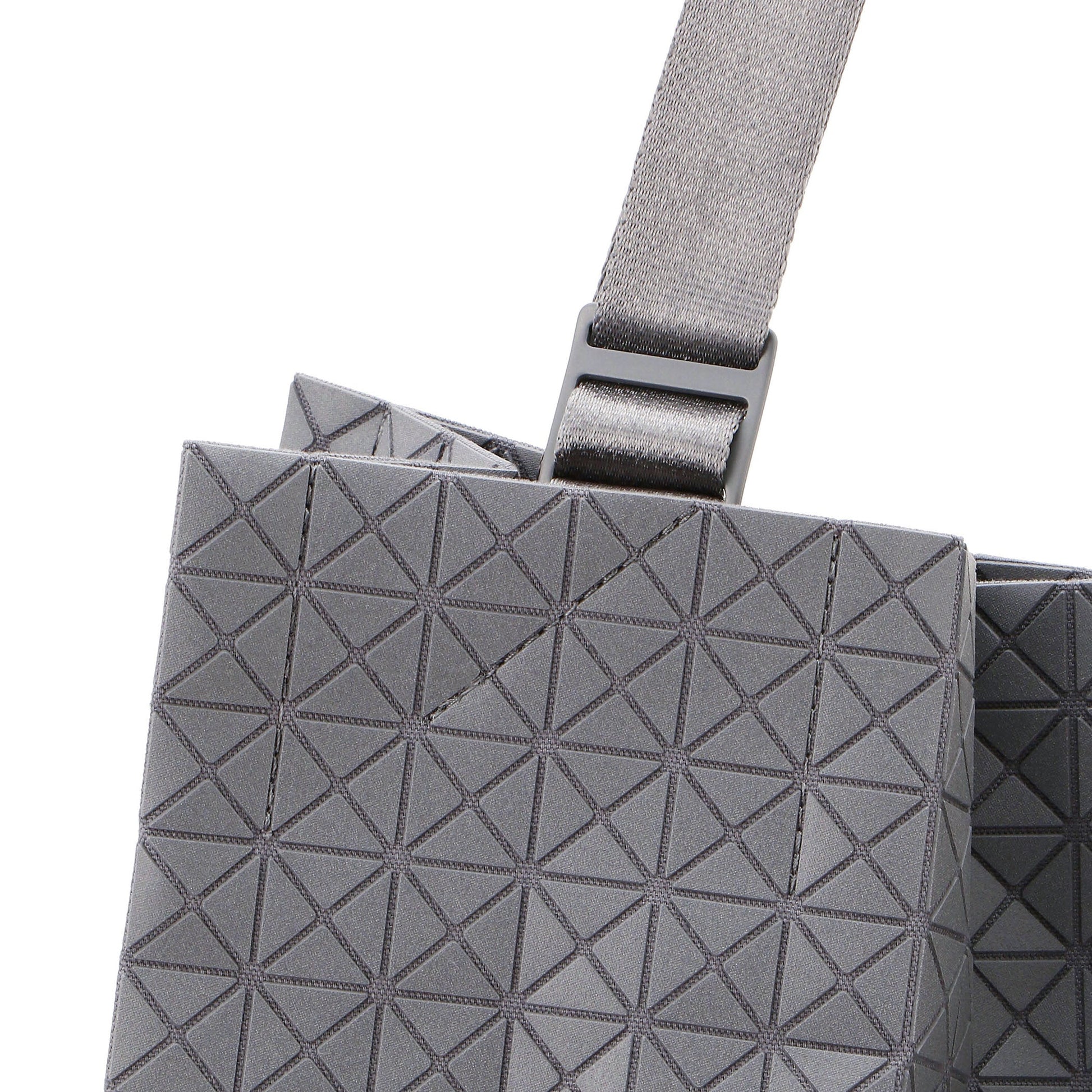 Zoomed view CART ONE-TONE