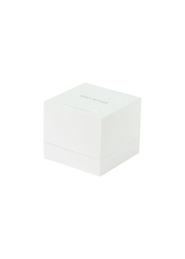 Zoomed view Glass Watch Designed by Tokujin Yoshioka