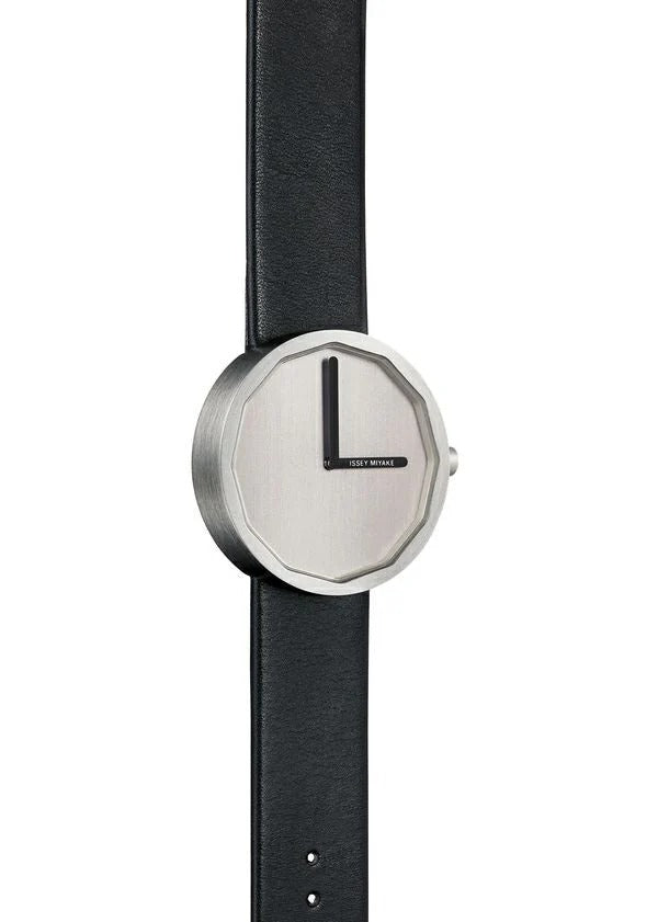 TWELVE Designed by Naoto Fukasawa