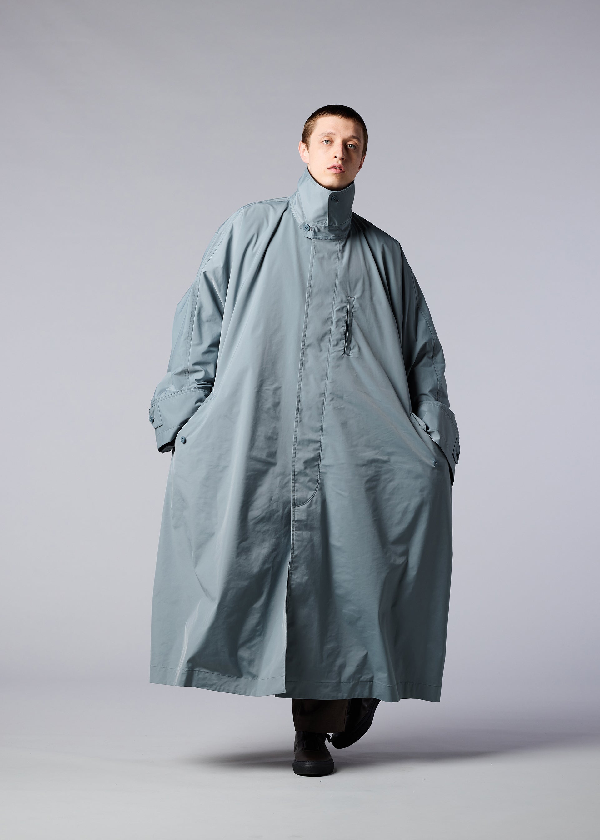 Zoomed view WIND COAT