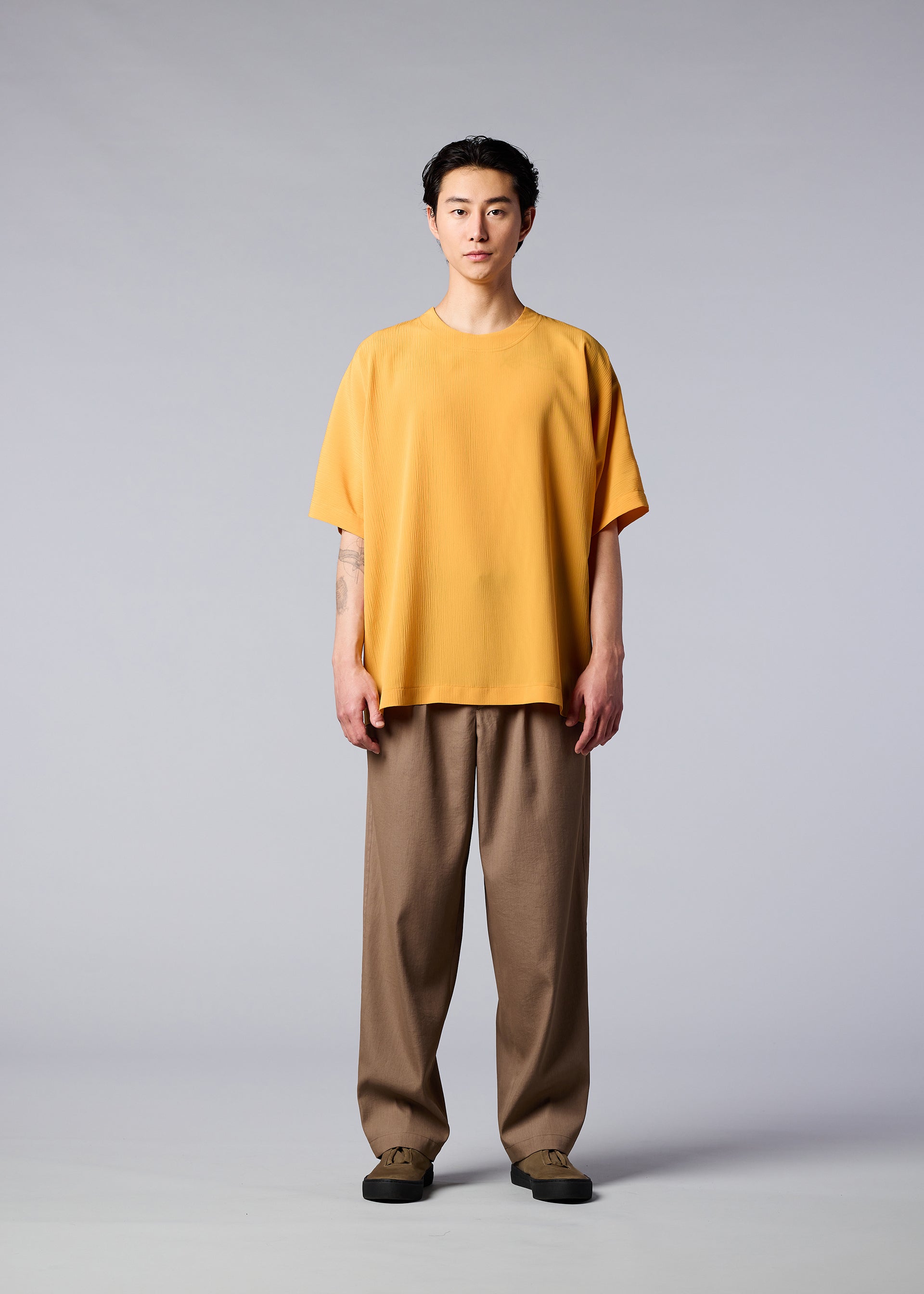 Zoomed view CREPE DRAPE T