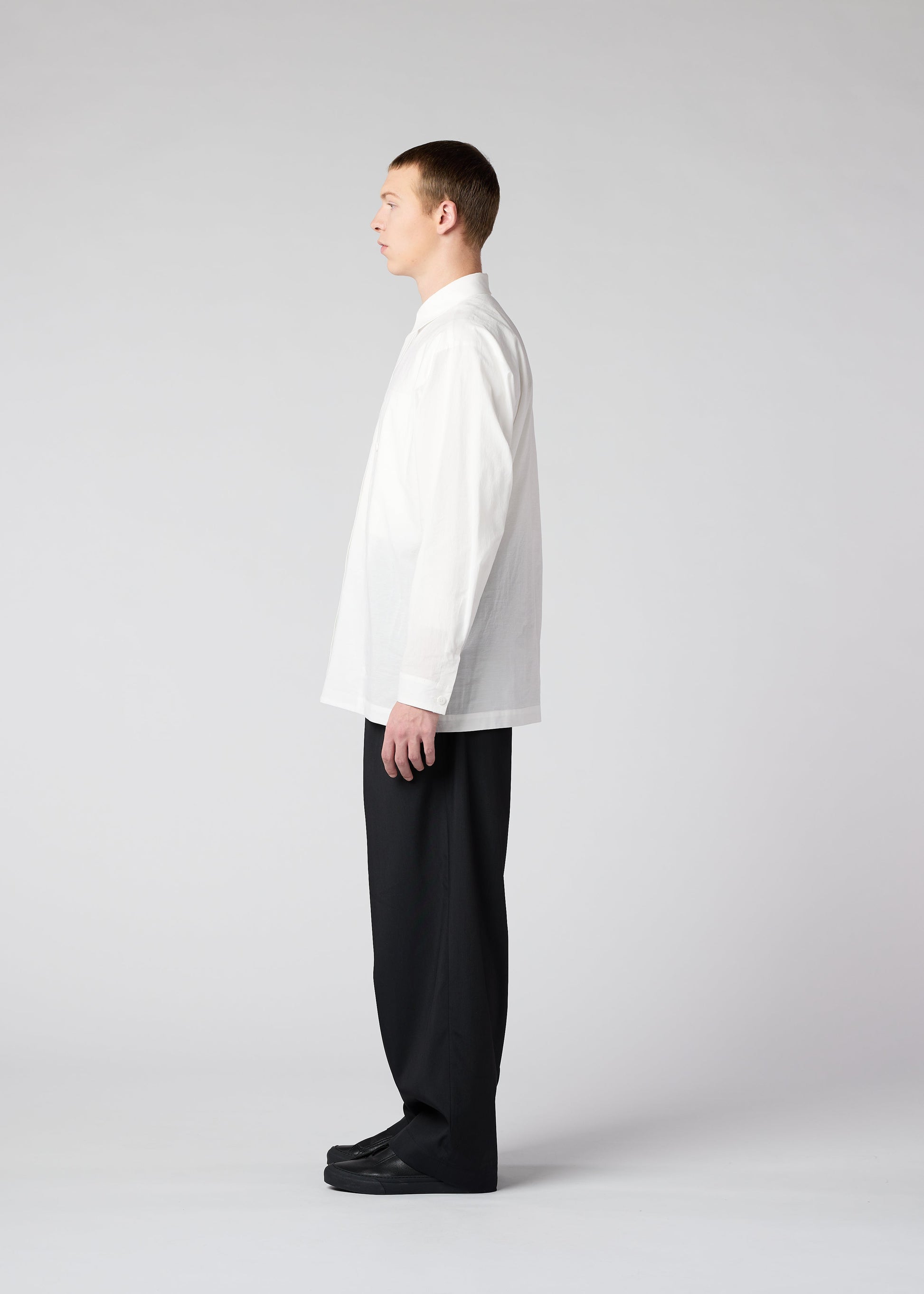 WHITE SHIRT