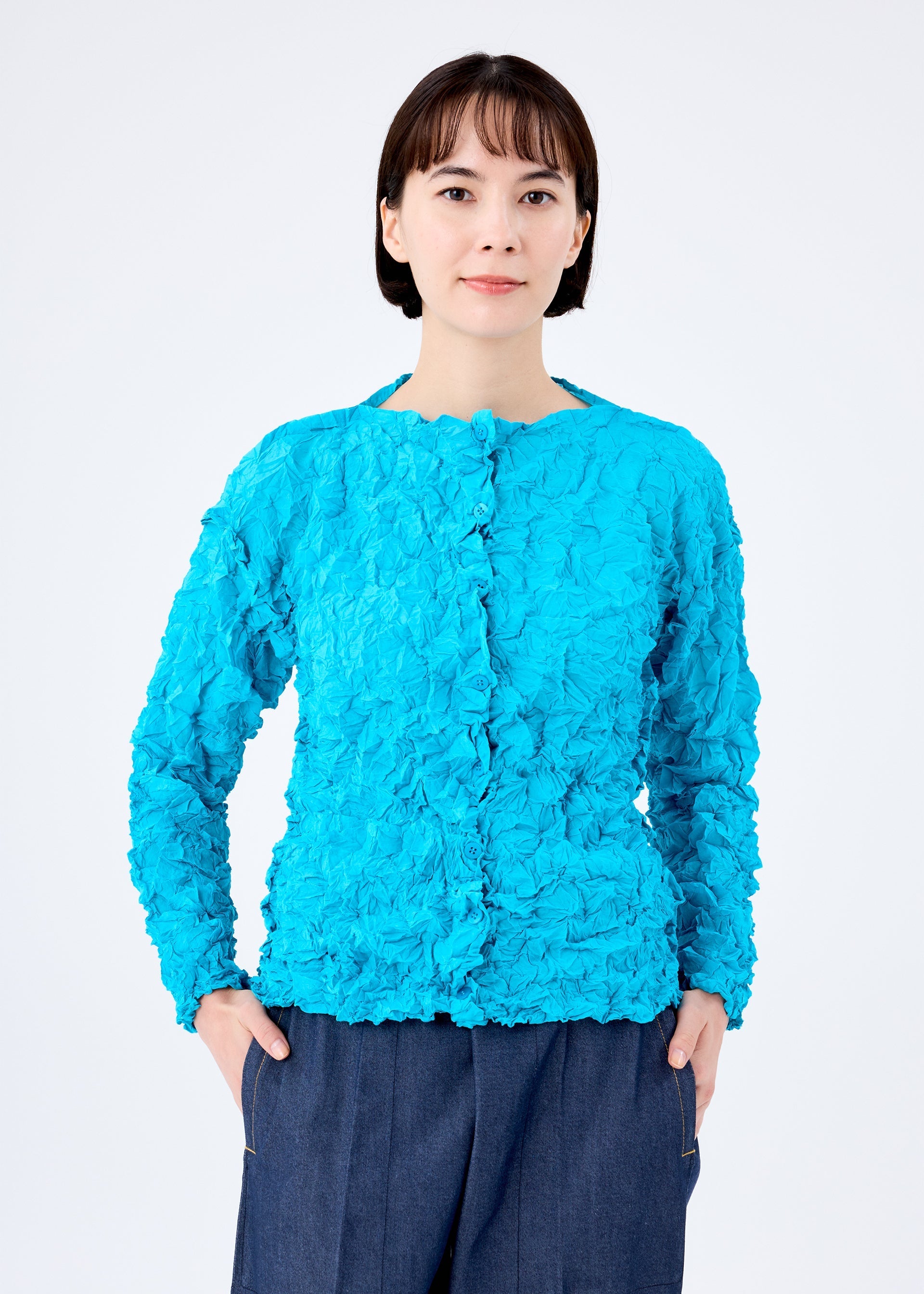 Zoomed view MERINGUE TOP