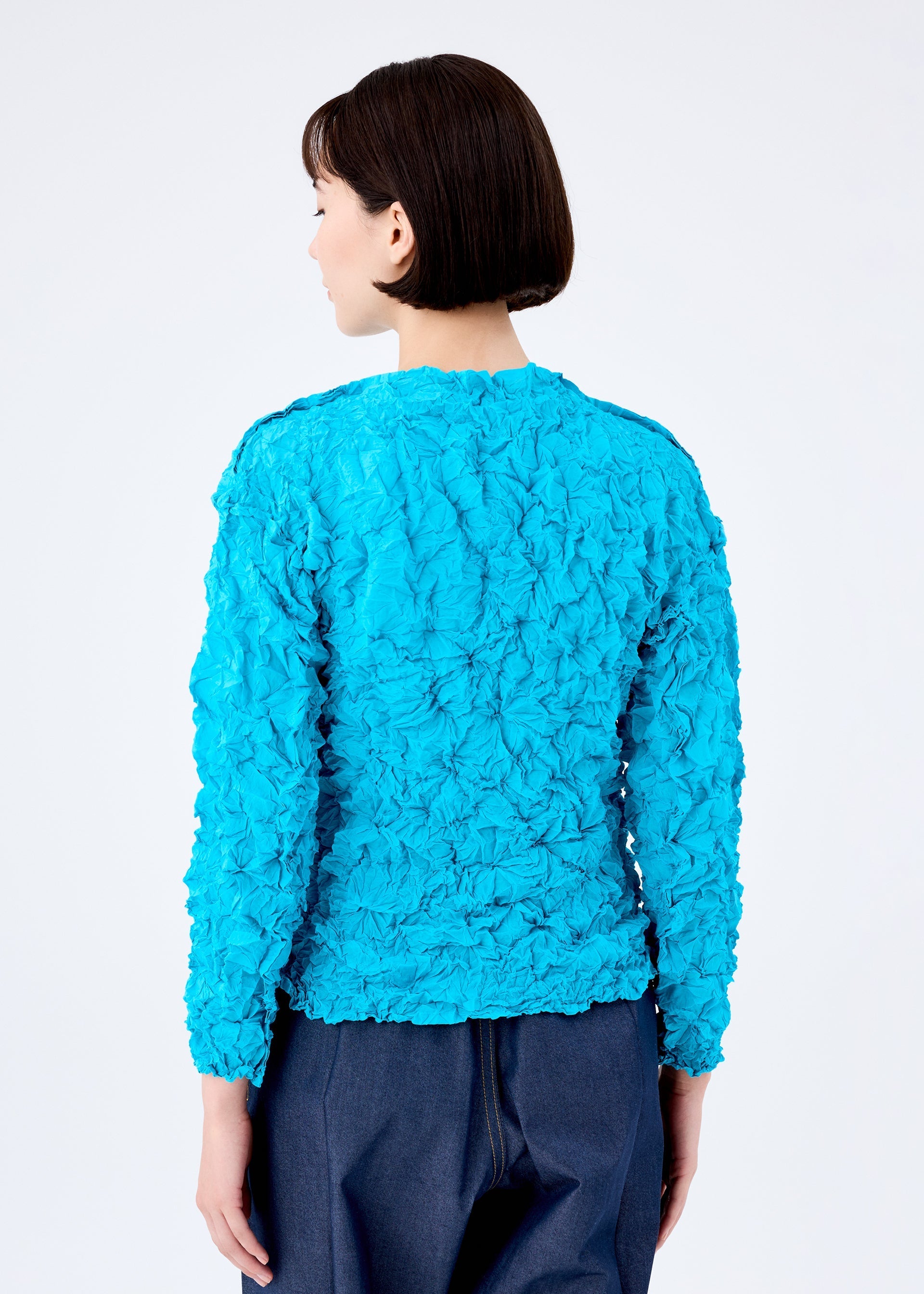 Zoomed view MERINGUE TOP