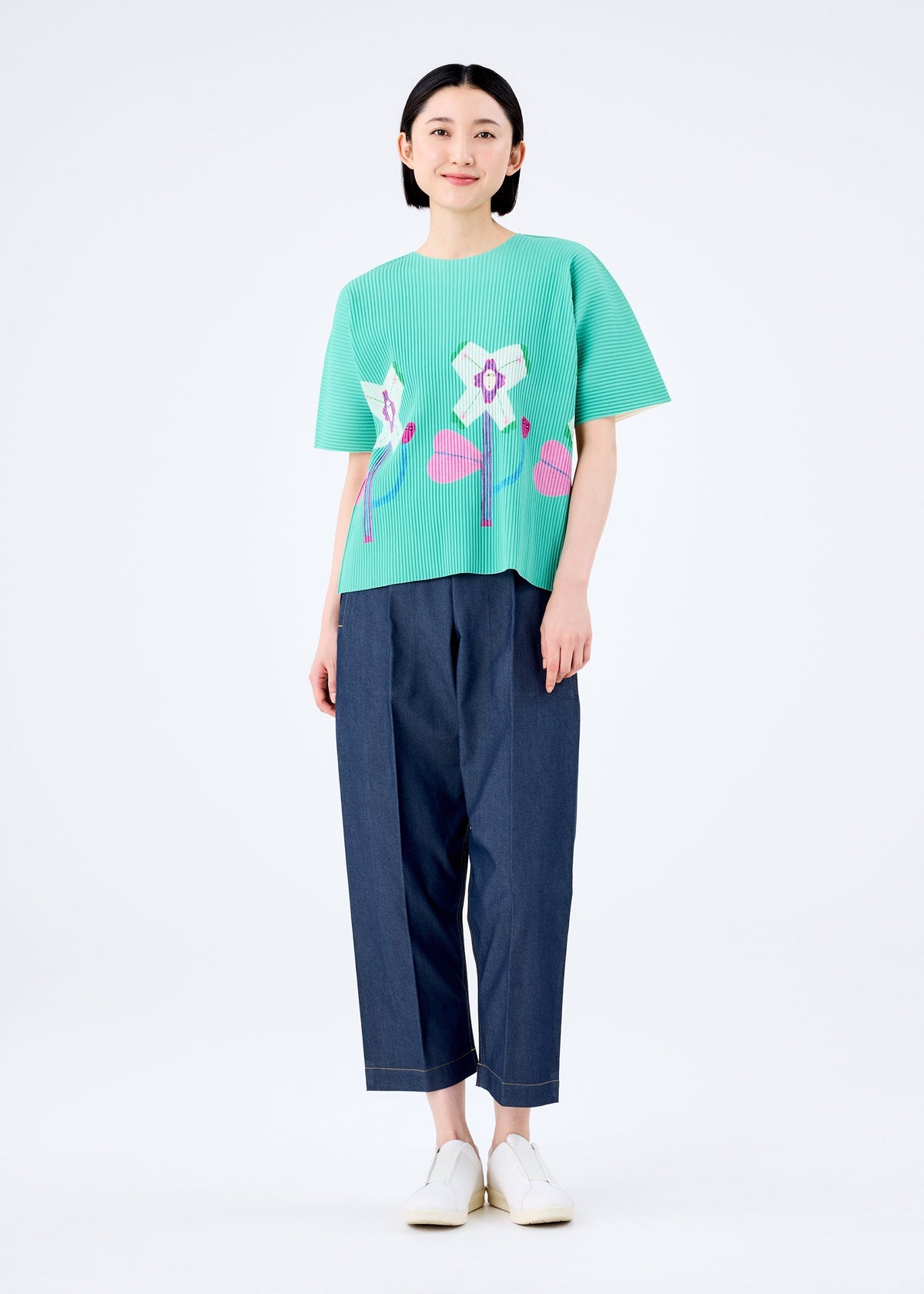 OHANA FINE KNIT PLEATS T view 7 of 8