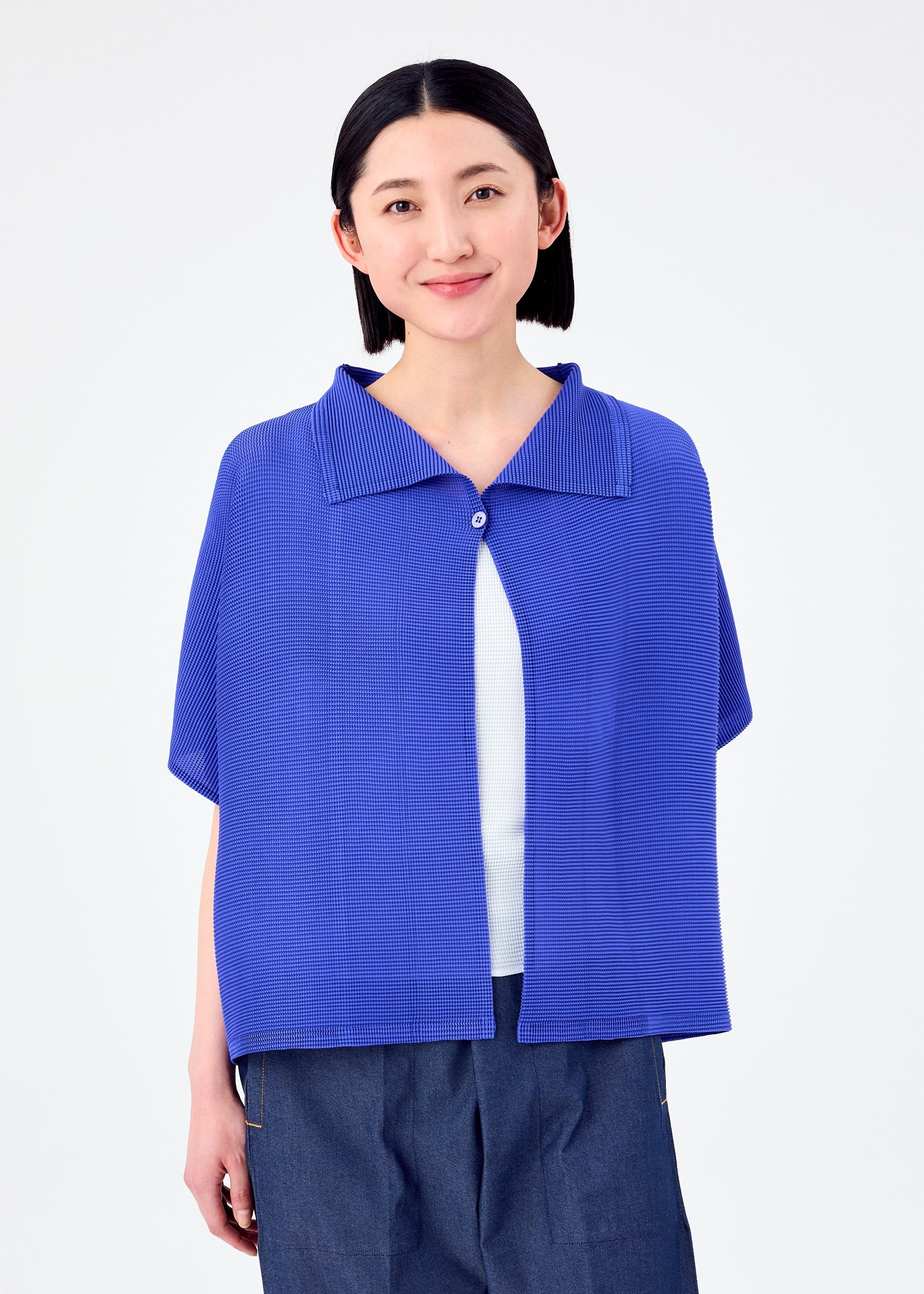Zoomed view SQUARE STRETCH PLEATS